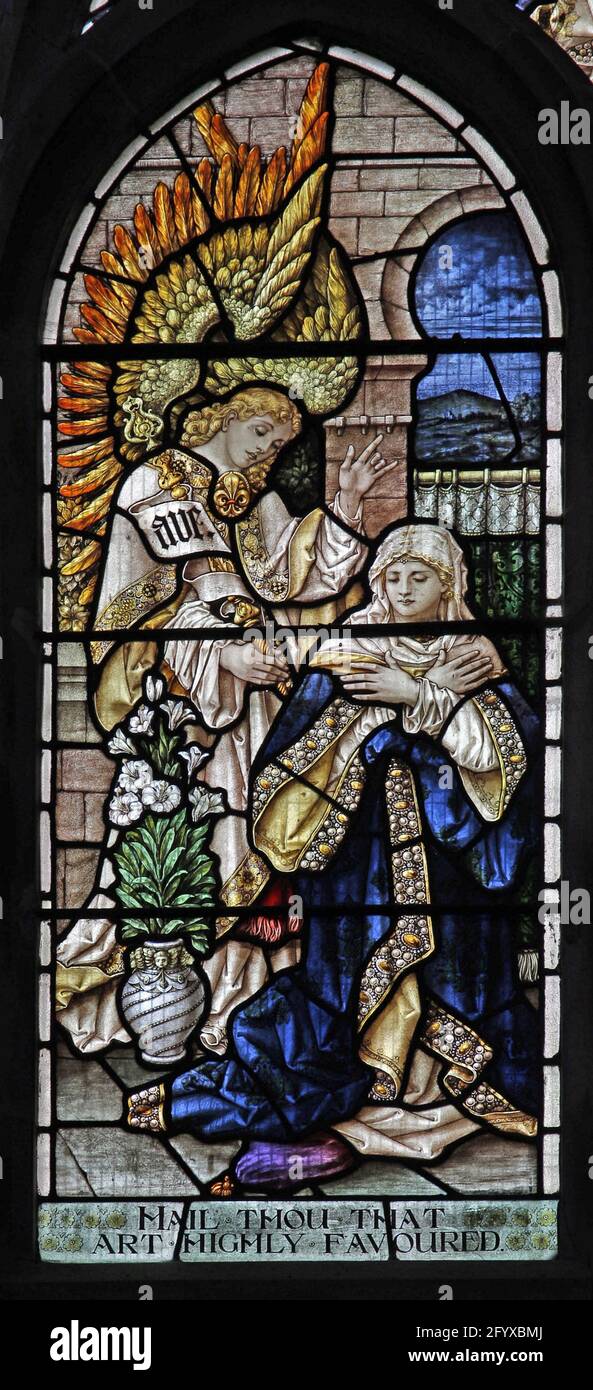 Vitraux de Percy Bacon & Brothers illustrant l'Annonciation à la Sainte Vierge Marie, église Sainte-Marie, Wareham, Dorset Banque D'Images