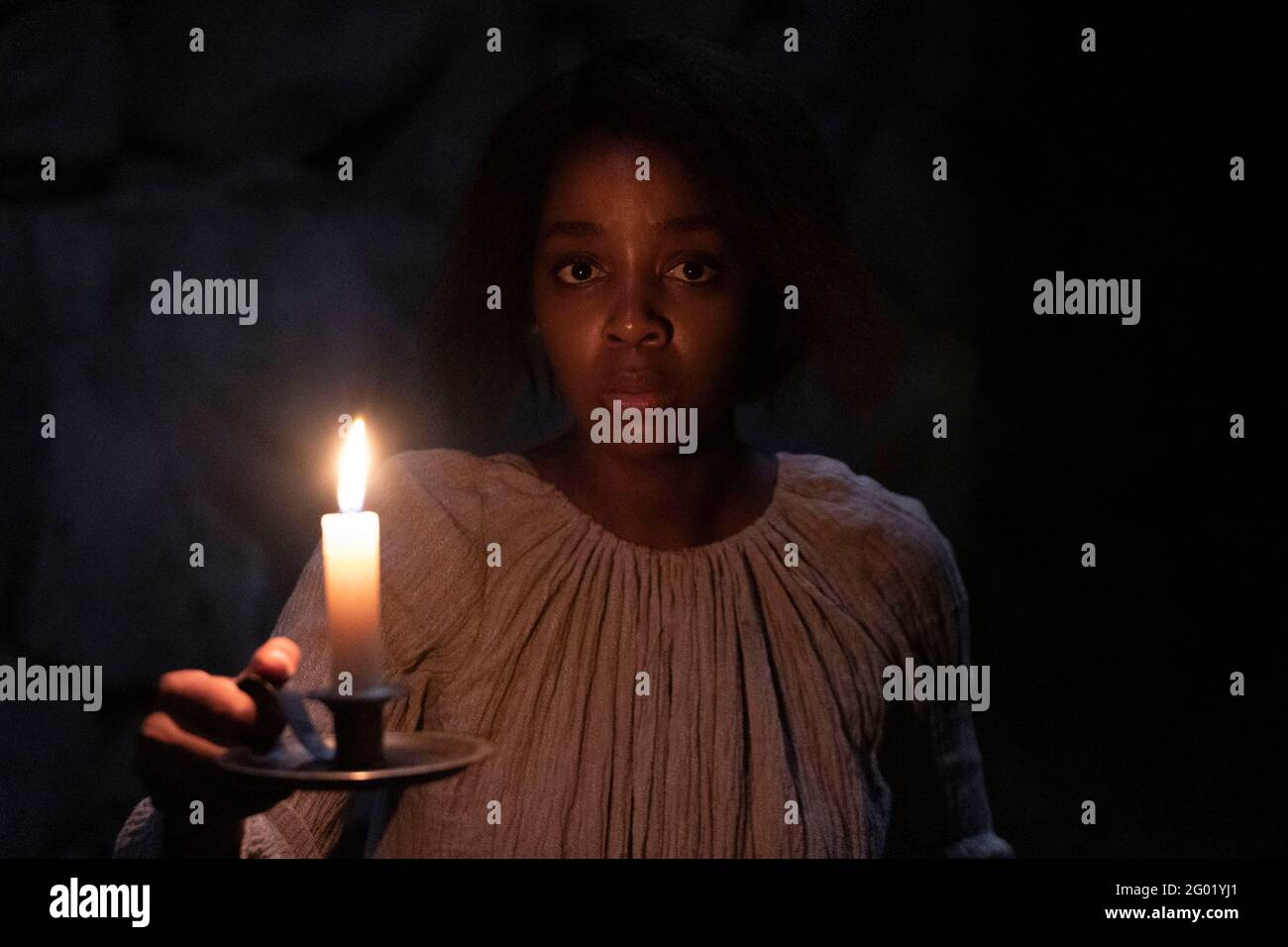 THUSO MBEDU dans LE CHEMIN DE FER SOUTERRAIN (2021), dirigé par BARRY JENKINS. Crédit : AMAZON STUDIOS / Album Banque D'Images