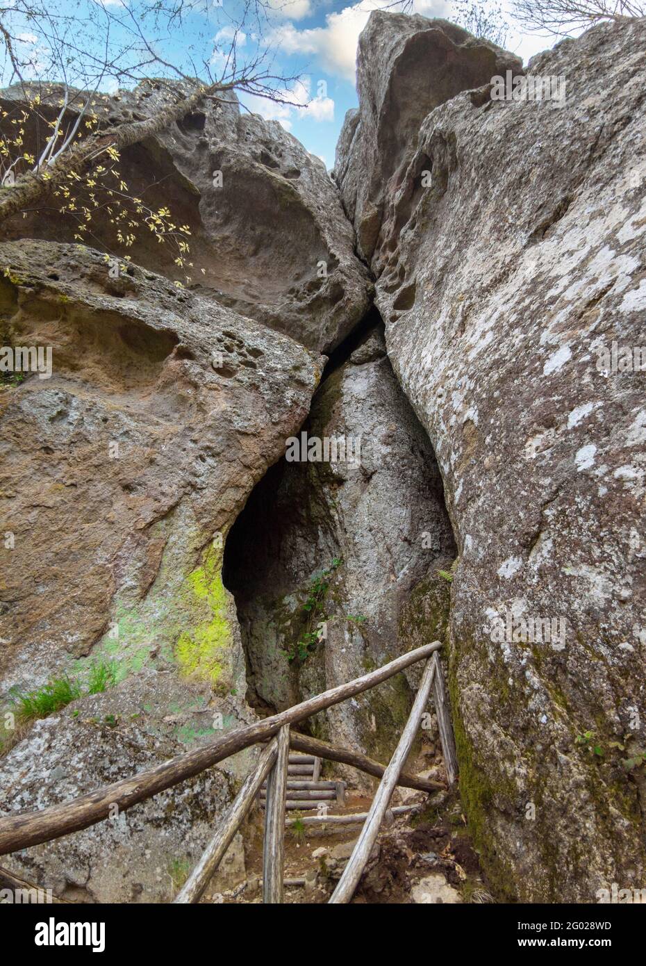 Bagni San Filippo (Italie) - dans la région de Toscane sur Monte Amiata, c'est une petite cascade chaude publique et sauvage avec un dépôt en pierre blanche appelé Balena Bianca Banque D'Images