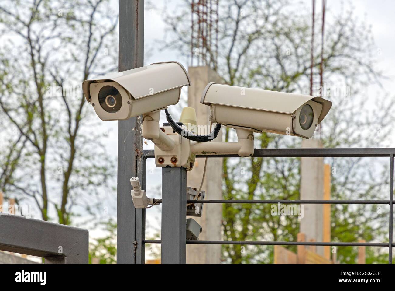 Caméras CCTV au chantier de construction sécurité surveillance protection  Photo Stock - Alamy