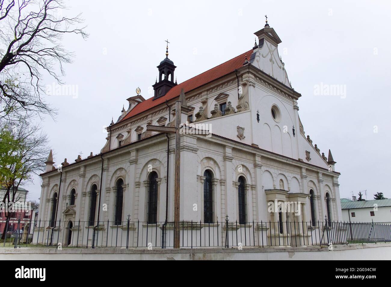 Cathédrale de la Résurrection et Saint Thomas l'Apôtre, Zamosc. Architecture européenne ancienne, point de repère. Banque D'Images