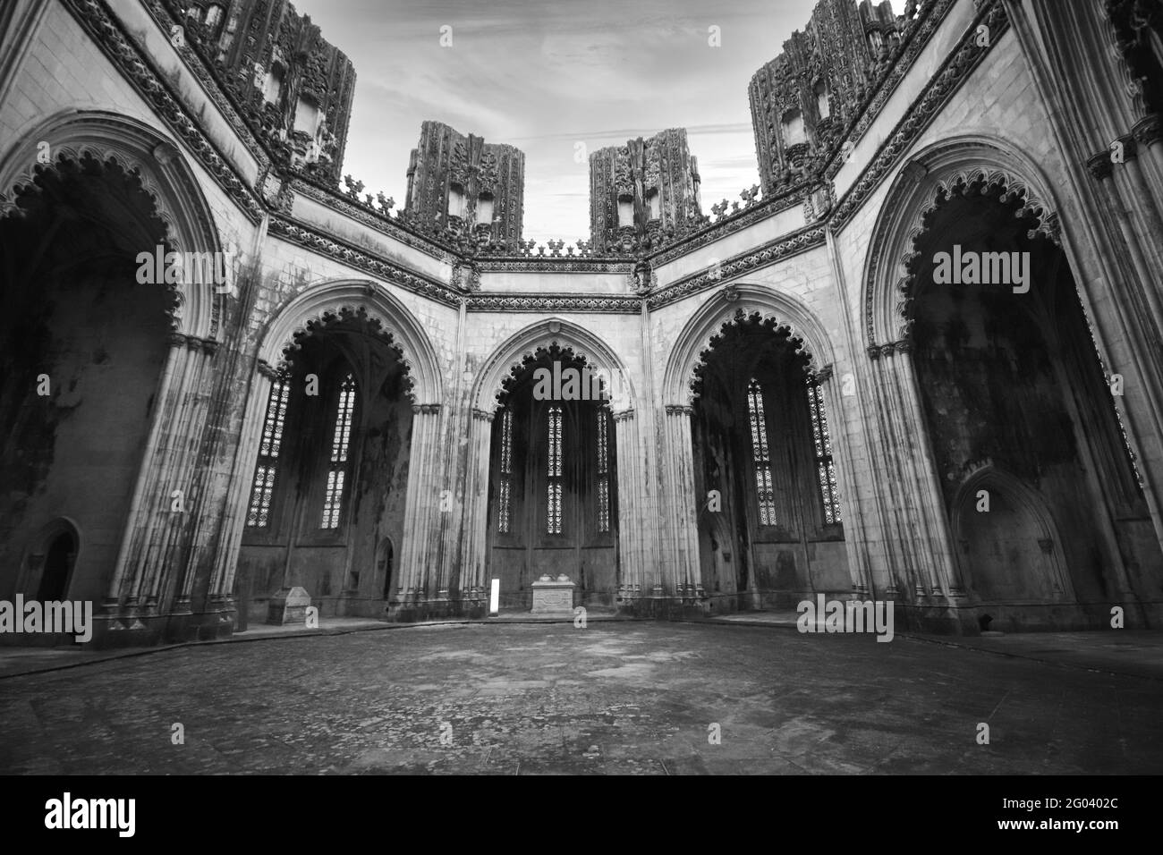 Anciennes chapelles médiévales. Chapelles imparfaites Monastère de Batalha au Portugal Banque D'Images
