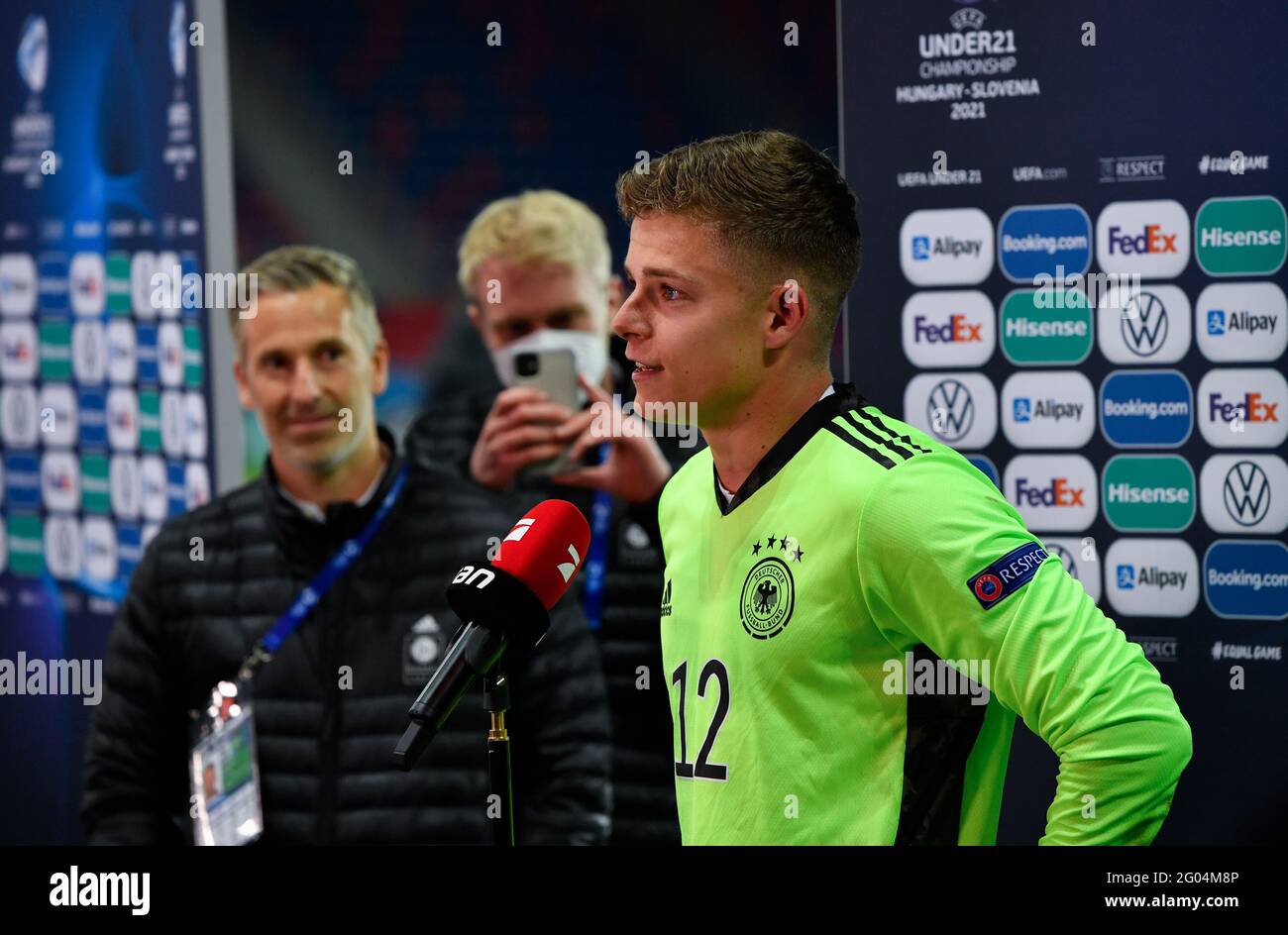 Szekesfehervar, Hongrie. 31 mai 2021. Football, U-21 hommes: Championnat d'Europe, Danemark - Allemagne, finale, quarts de finale à MOL Arena Sosto. Le gardien de but Finn Dahmen (Allemagne) réagit lors de l'entrevue post-match. Crédit : Marton Monus/dpa/Alay Live News Banque D'Images