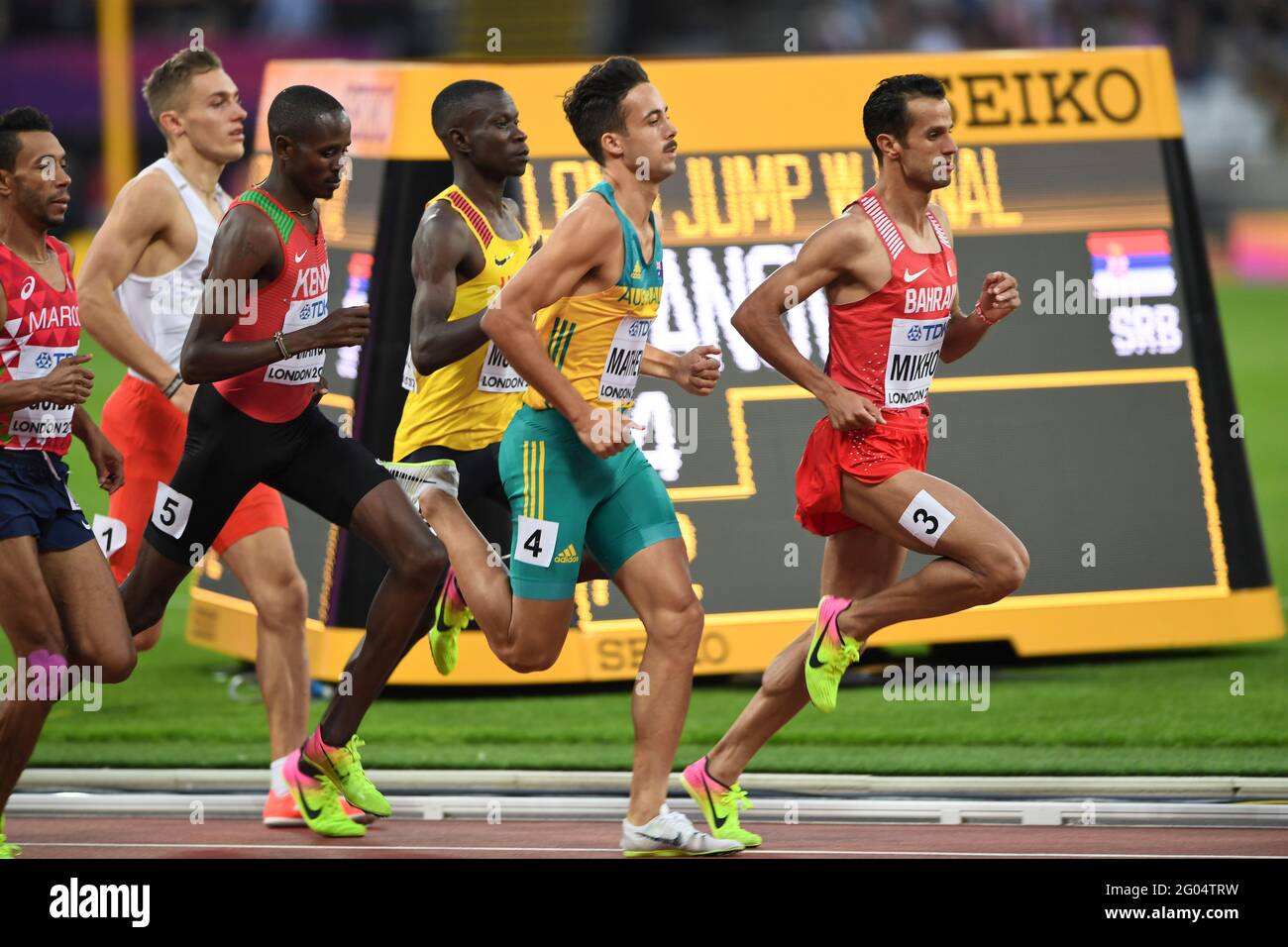 Sadik Mikhou (BRN), Luke Mathews (AUS), Elijah Manangoi (KEN). 1500 mètres hommes, semi-finale. Championnats du monde de l'IAAF Londres 2017 Banque D'Images