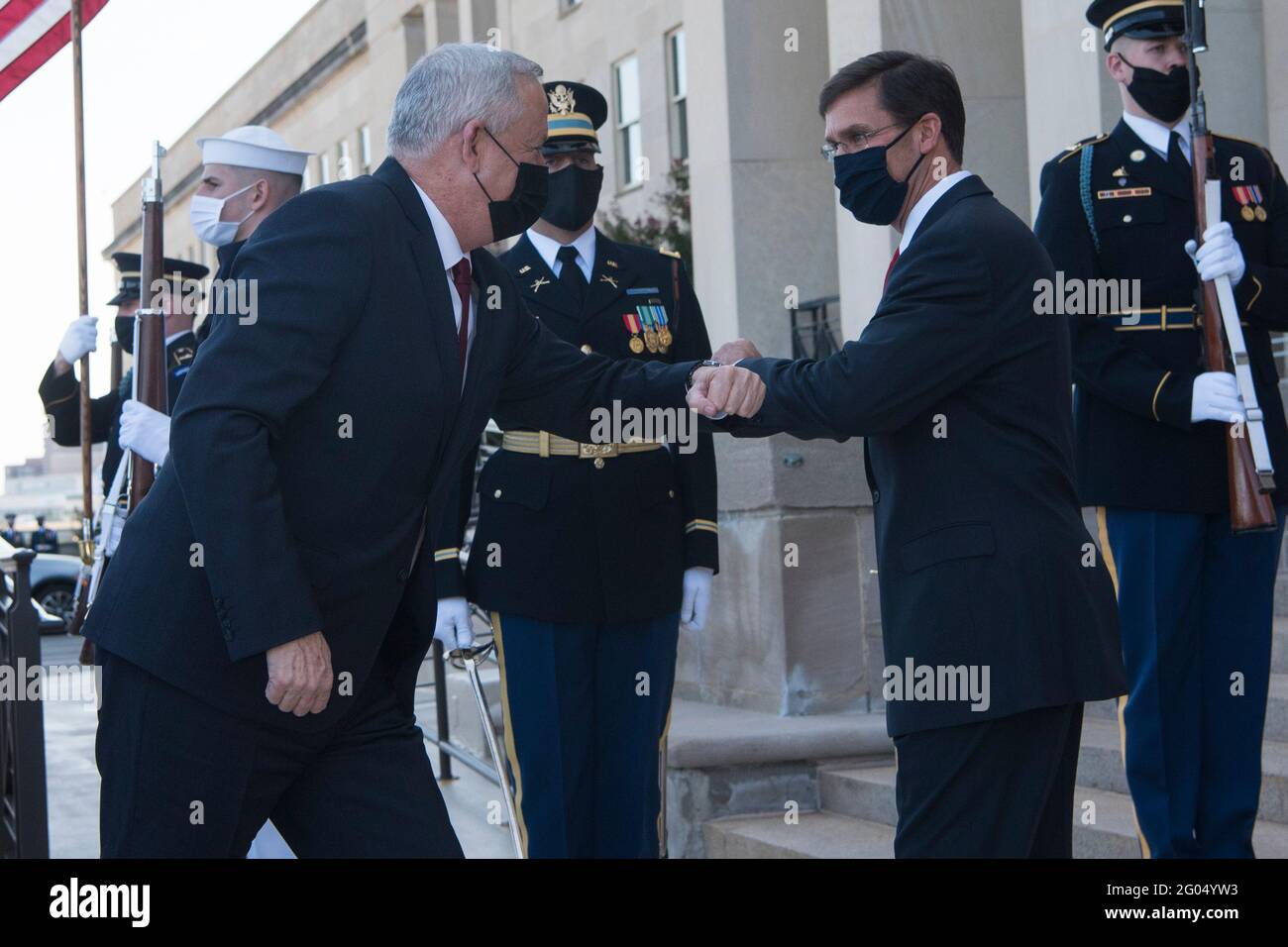 Reportage : le Secrétaire à la Défense, Mark T. Esper, accueille le Ministre israélien de la Défense, Benjamin Benny Gantz, au Pentagone, Washington, D.C., le 22 septembre 2020 Banque D'Images