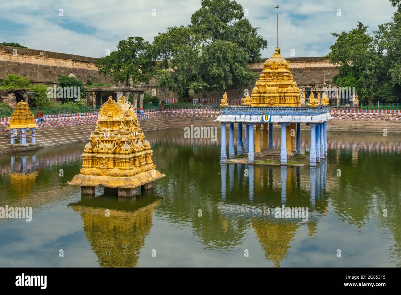 Anantha Theertham, Varadhajara Perumal Temple, Kanchipuram, Tamil Nadu, Inde Banque D'Images