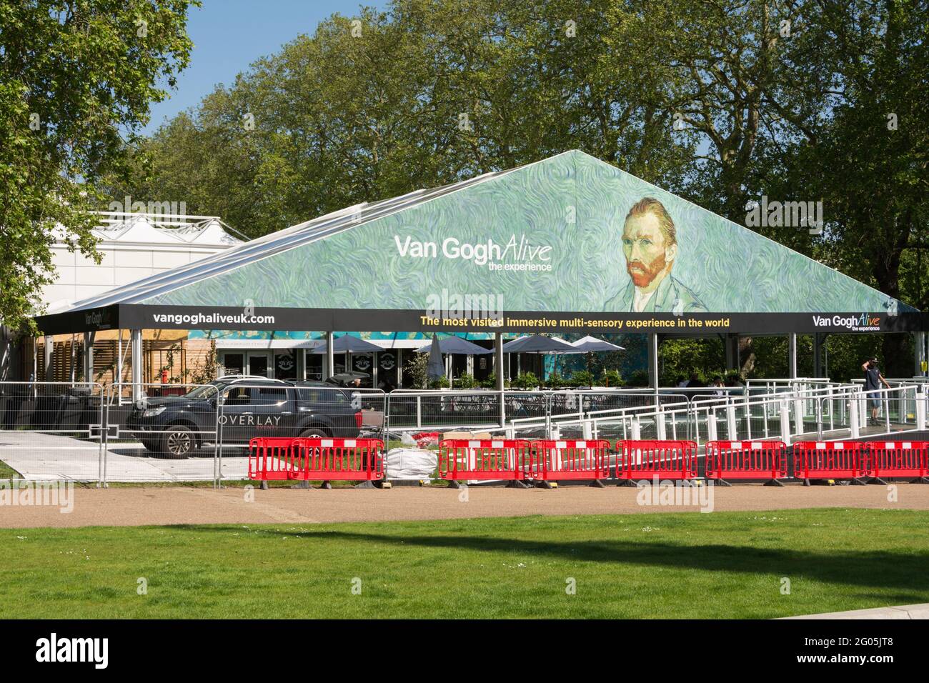 Le bientôt ouvert Van Gogh Alive expérience immersive et multi-sensoriel à Kensington Gardens, Kensington, Londres, W8, Angleterre, ROYAUME-UNI Banque D'Images