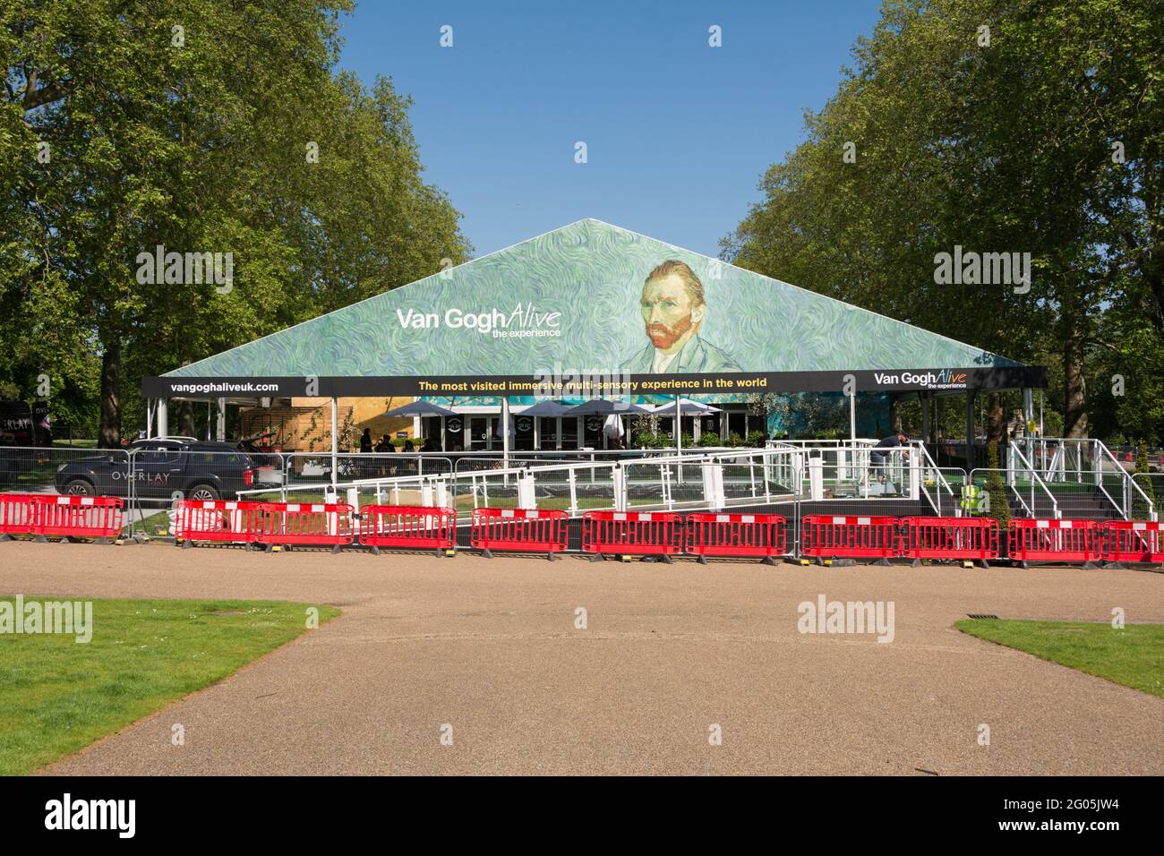 Le bientôt ouvert Van Gogh Alive expérience immersive et multi-sensoriel à Kensington Gardens, Kensington, Londres, W8, Angleterre, ROYAUME-UNI Banque D'Images