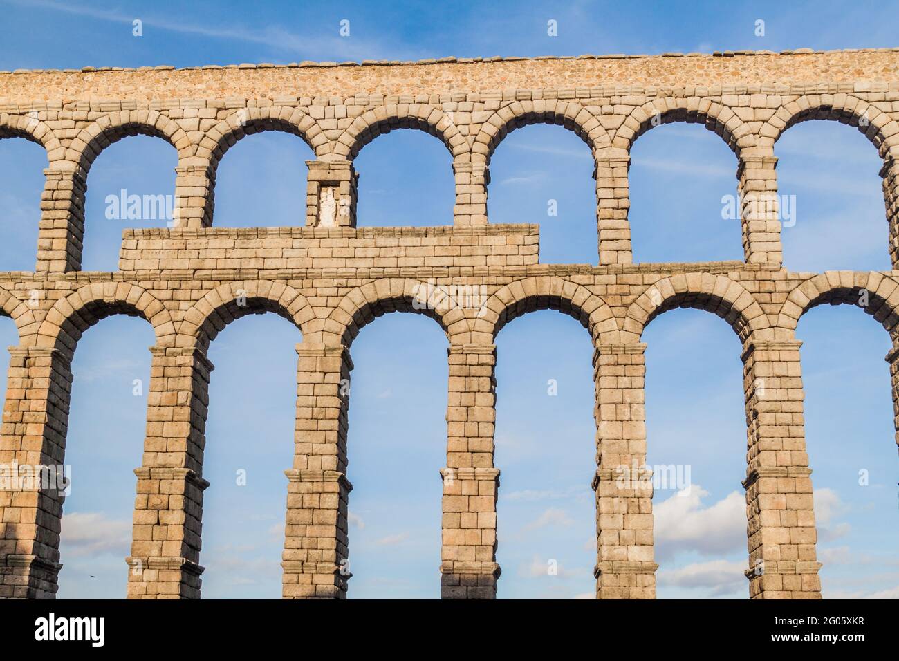Vue sur l'aqueduc romain de Ségovie, Espagne Banque D'Images