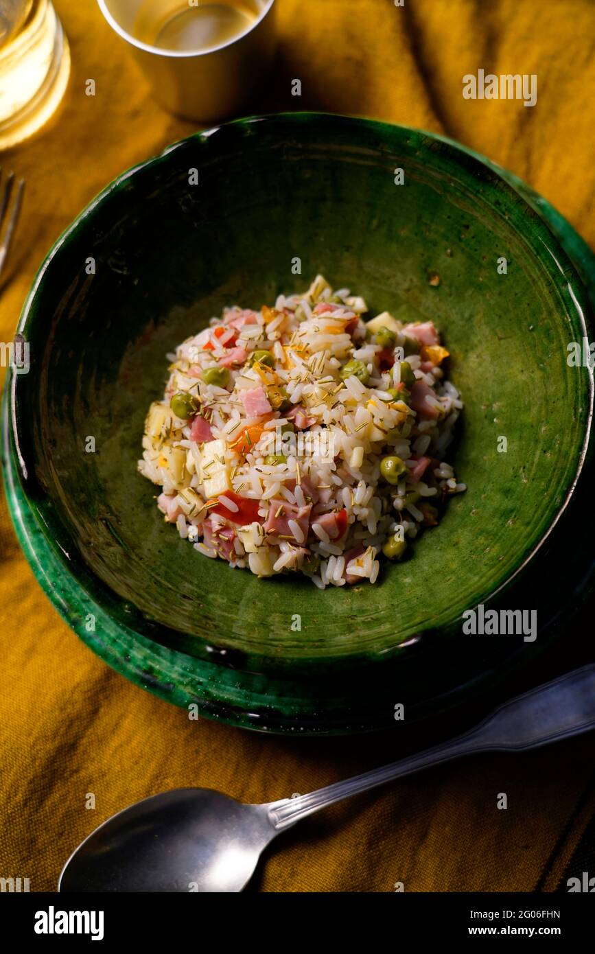 Salade de riz froid, Italie, Europe Banque D'Images