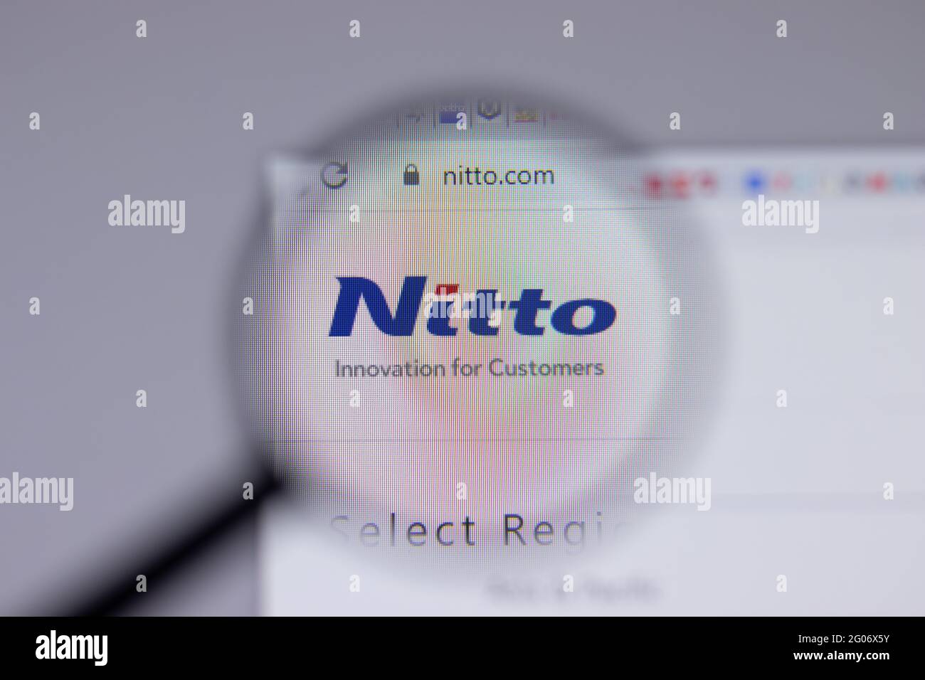 Los Angeles, Californie, Etats-Unis - 1er juin 2021 : logo ou icône Nitto sur la page du site Web, Editorial Banque D'Images