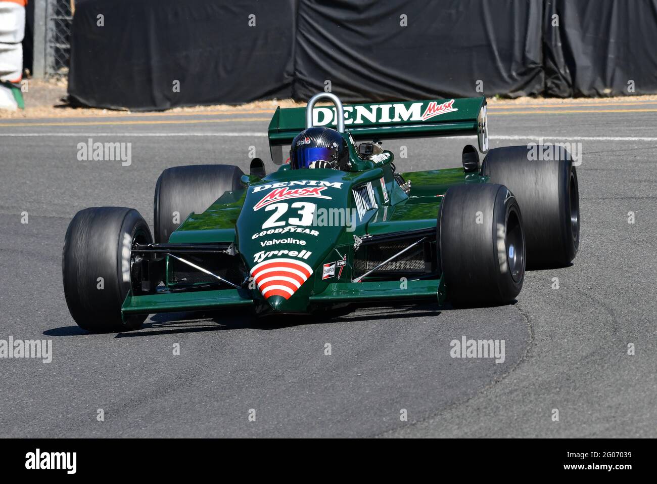 Ken Tyrrell, Tyrrell 011, Masters Historic Formula One, Masters Historic Festival, Brands Hatch Grand Prix circuit, mai 2021, Fawkham, Longfield, Kent Banque D'Images