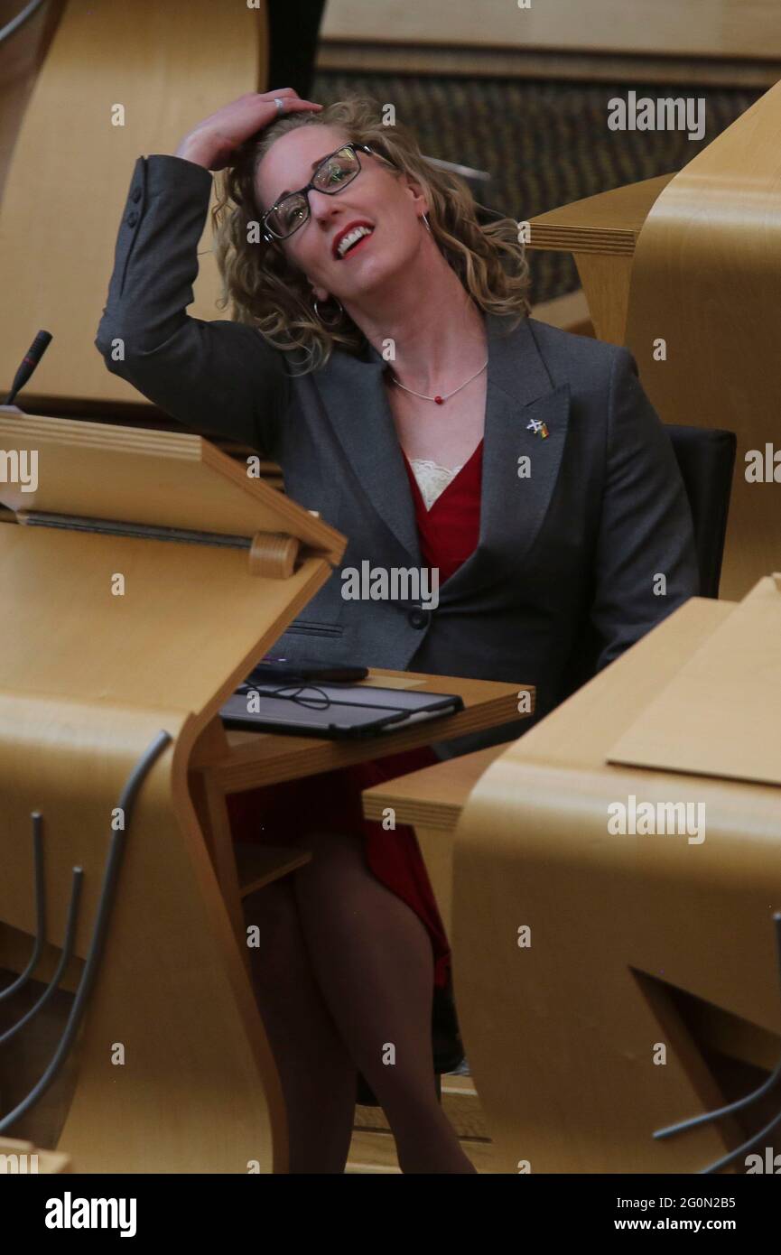 Le co-leader des Verts écossais et le MSP Lorna Slater lors du débat sur la reprise économique au Parlement écossais à Holyrood, Édimbourg. Date de la photo: Mercredi 2 juin 2021. Banque D'Images