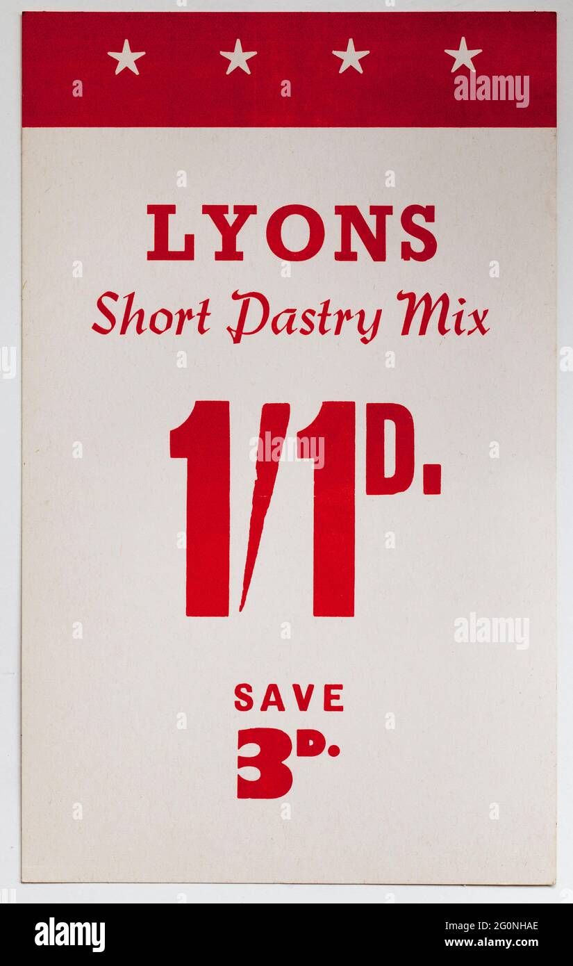 Étiquette d'affichage du prix de vente des années 1970 - mélange de pâtisseries court Lyons Banque D'Images