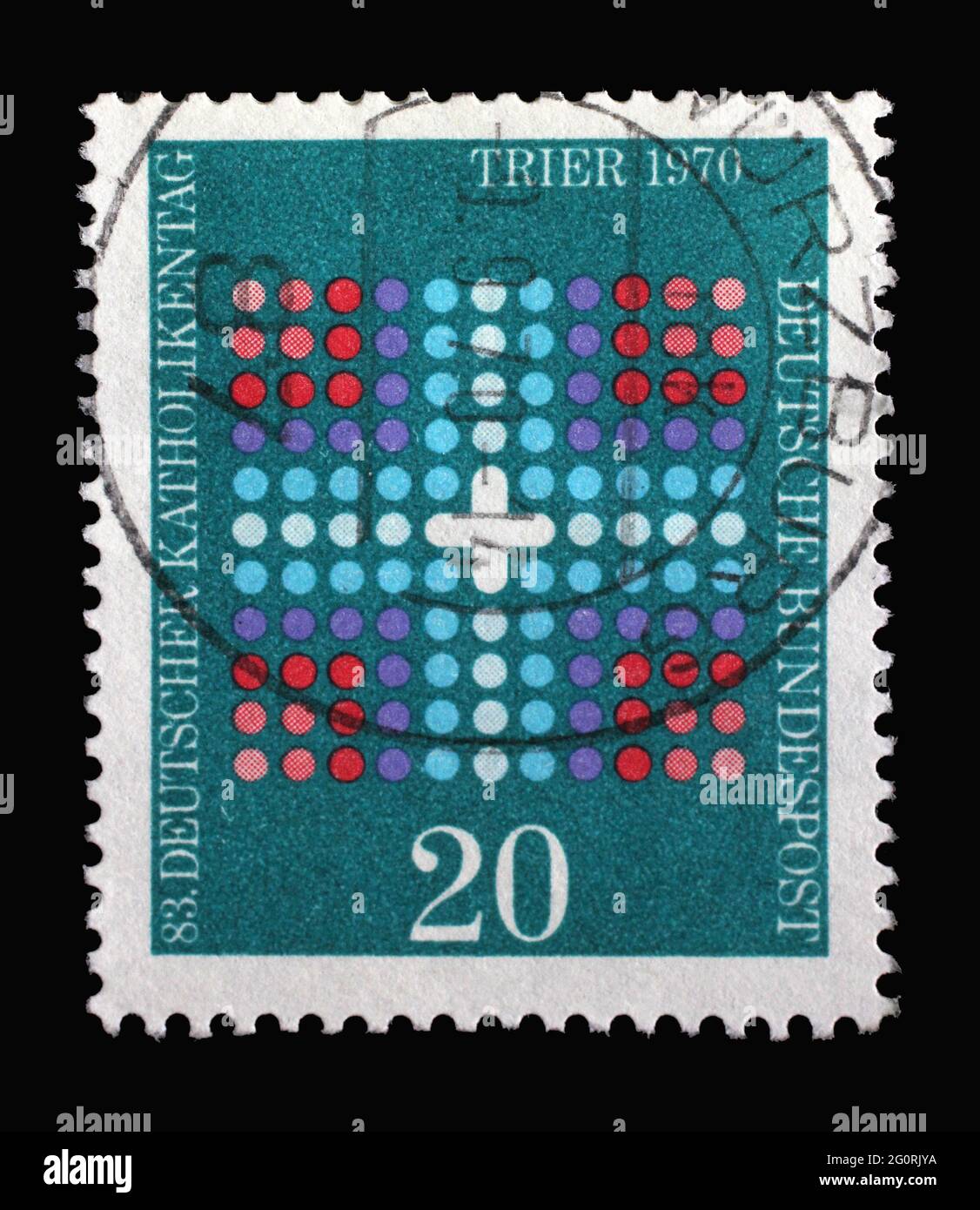 Le timbre imprimé en Allemagne montre une croix stylisée, 83e journée catholique allemande à Trèves, vers 1970 Banque D'Images