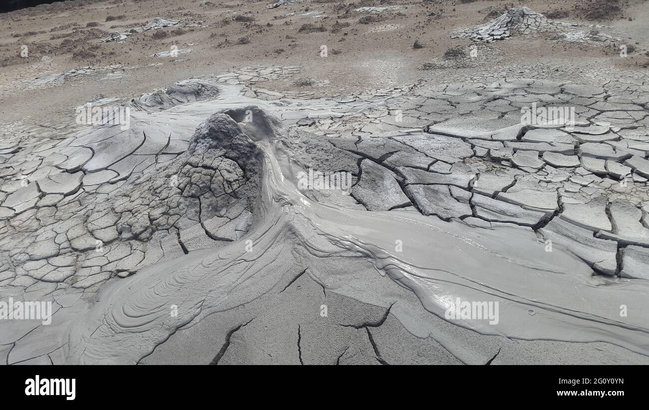 Évents actifs du volcan Mud à Icacos, Trinité-et-Tobago. Banque D'Images