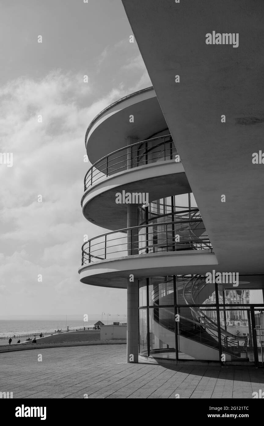 Pavillon de la Warr, de style international, ou Art Déco moderne, édifice de 1935 à Bexhill, Sussex, Royaume-Uni conçu par Erich Mendelsohn et Serge Chermayeff Banque D'Images