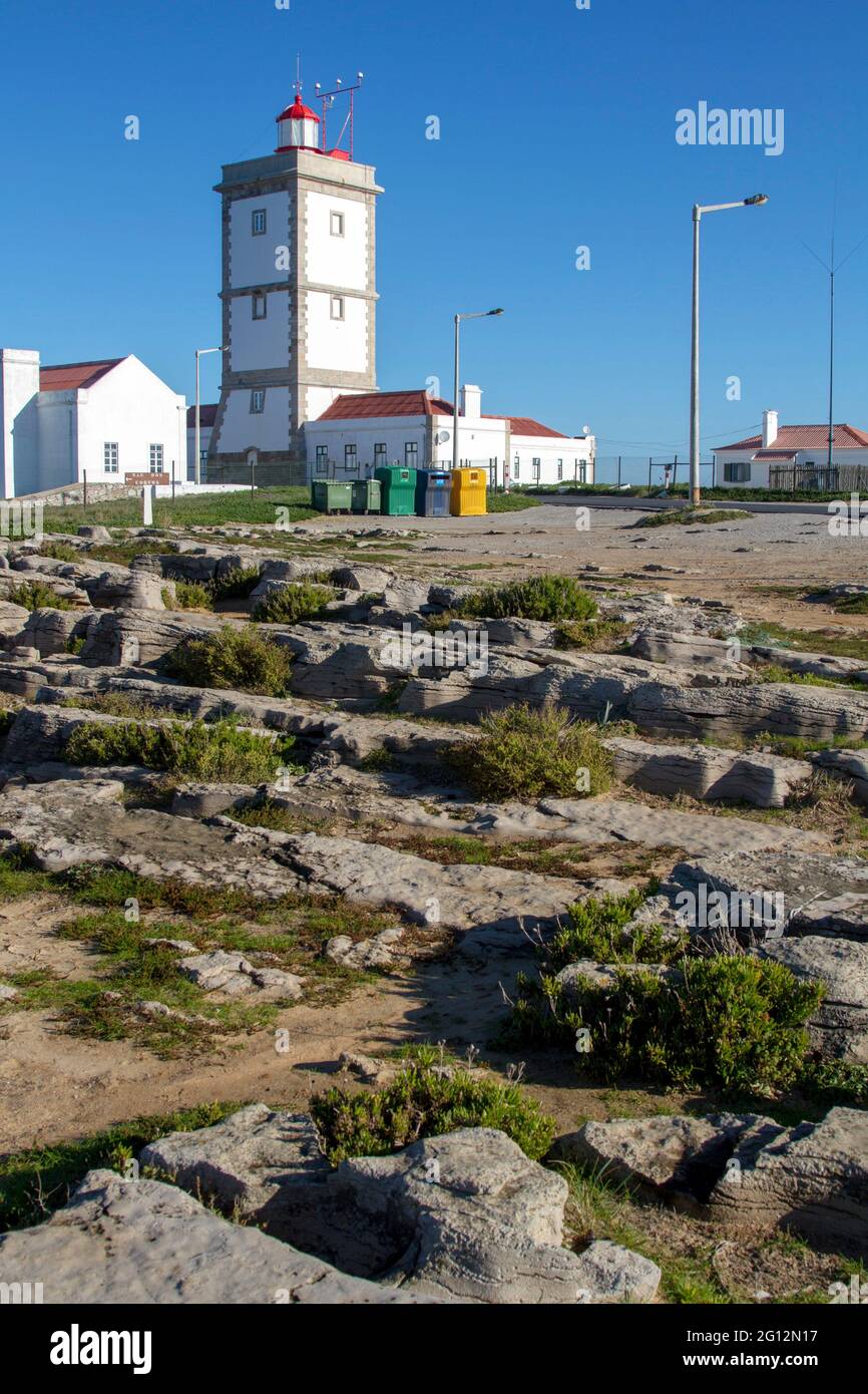 Vue sur le phare du cap Carvoeiro de Peniche, Portugal Photo Stock - Alamy