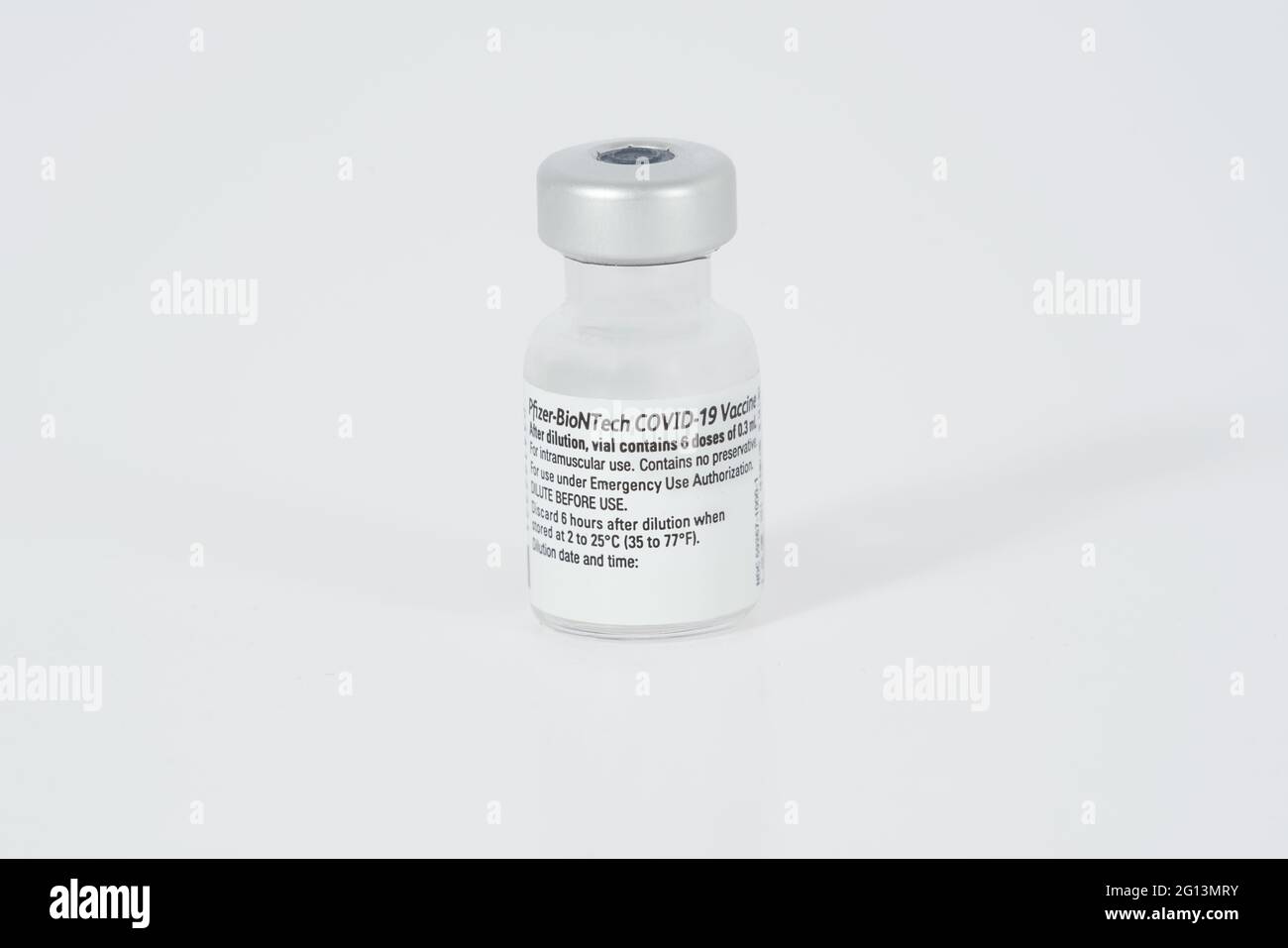 Pfizer - flacon de vaccin BioNTech Covid-19 Banque D'Images