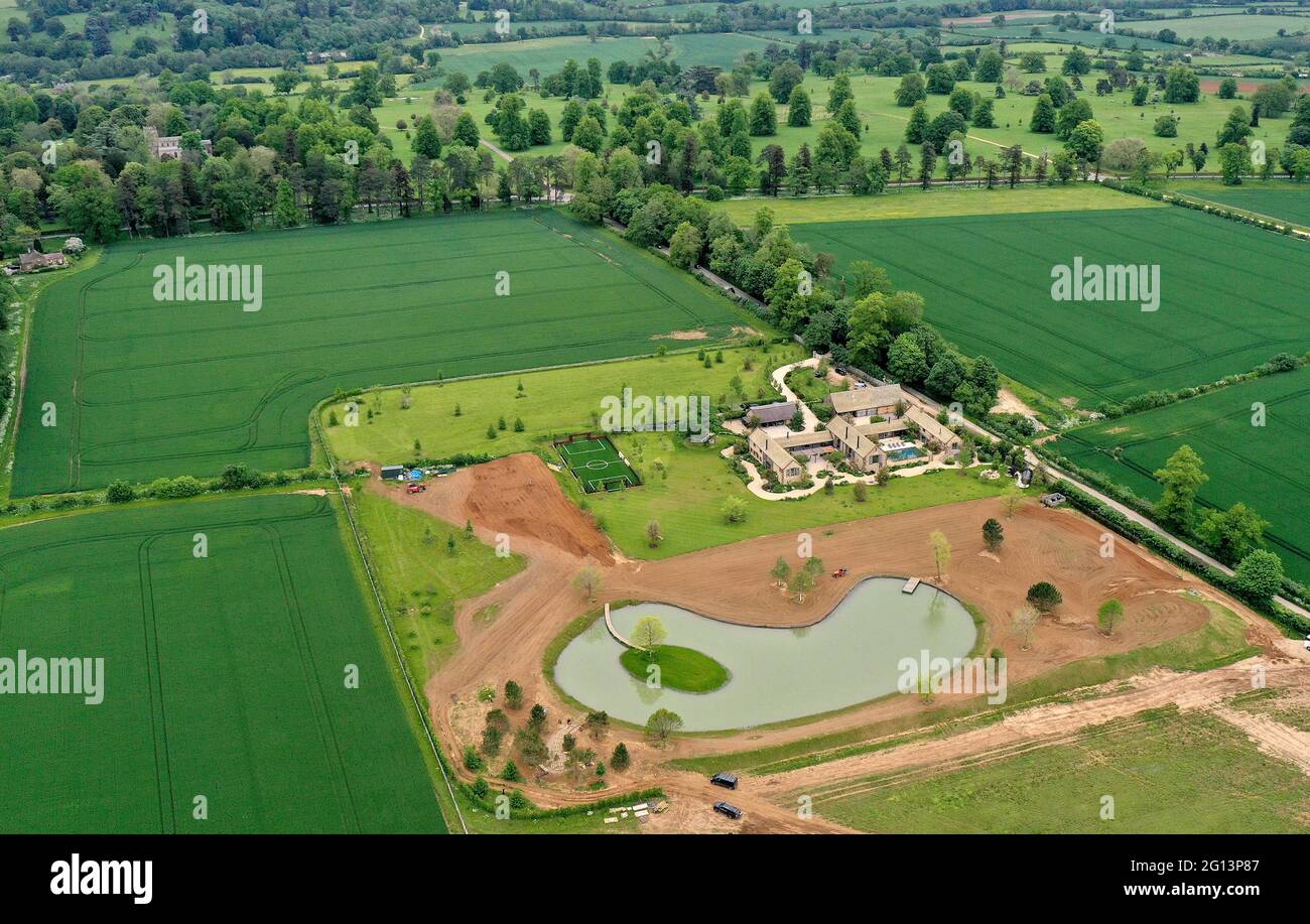 Super TEW, près de Chipping Norton, Royaume-Uni. 4 juin 2021. Vue aérienne de Home David et Victoria Beckham dans Great TEW. Crédit : Sam Bagnall Banque D'Images