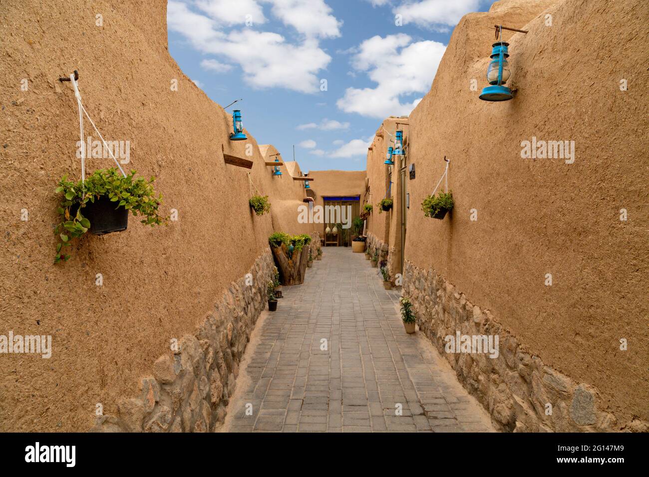 Rue étroite dans la vieille ville d'Abarkooh en Iran Banque D'Images