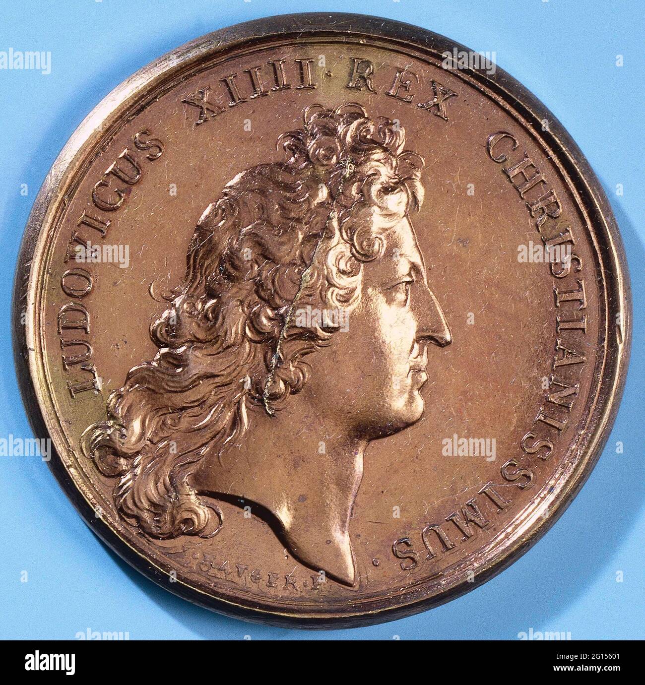 Woerden soulagé par les Français. Médaille de bronze. Avant : poitrine à l'intérieur. Marche arrière : la victoire avec la branche de la paume garde une couronne au-dessus de la couche des bras qui dépend d'un pilier à l'intérieur. Banque D'Images