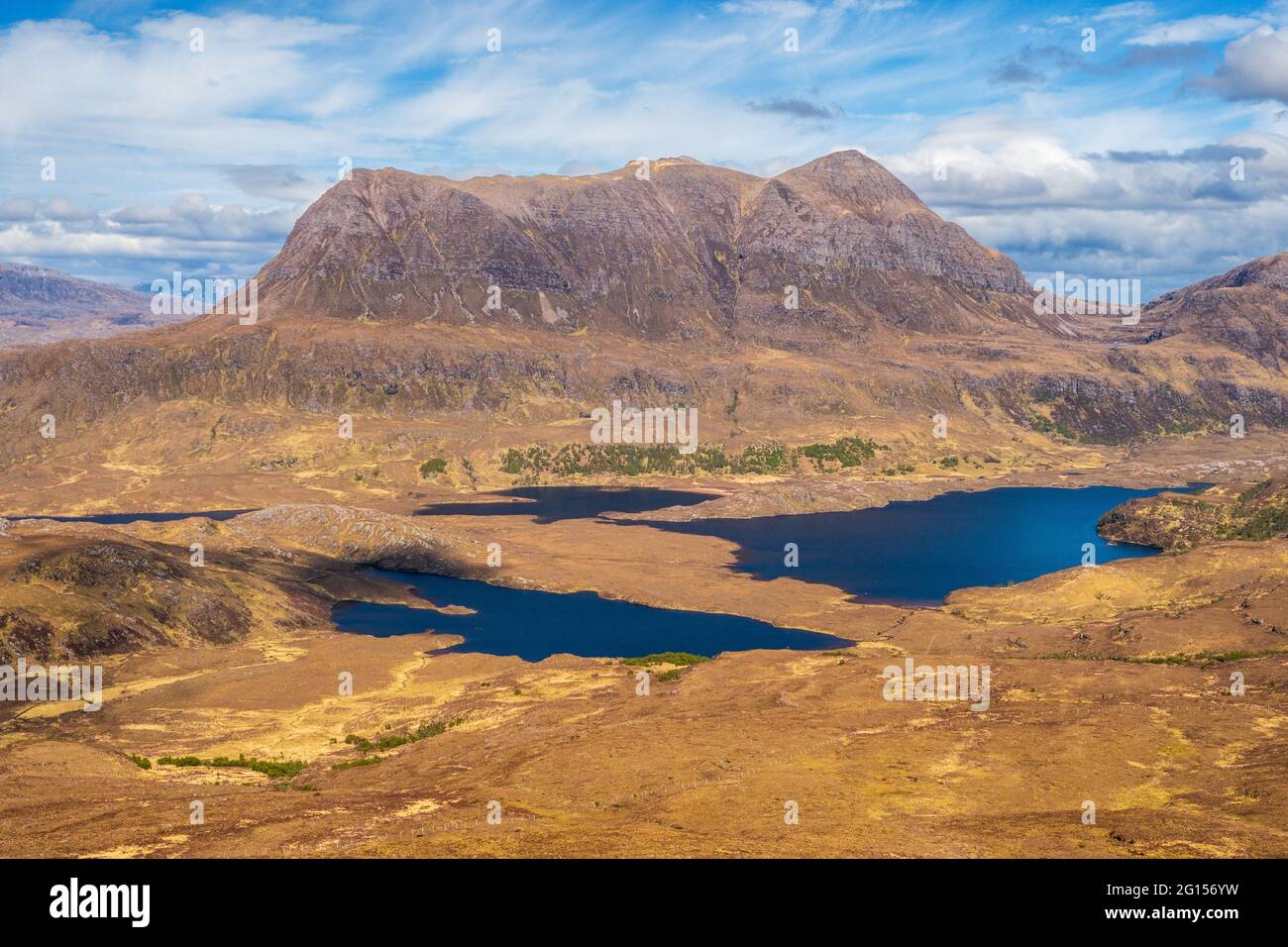 Vue sur cUL Mor depuis Stac Pollaidh / Stac Polly - une montagne à Assynt dans les Highlands du Nord-Ouest de l'Écosse, Royaume-Uni Banque D'Images