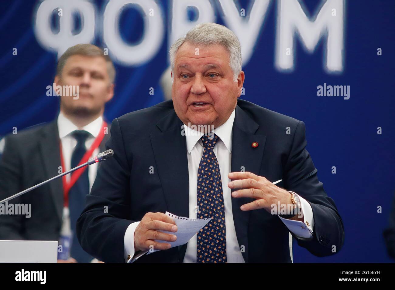 Saint-Pétersbourg, Russie. 04e juin 2021. Mikhail Kovalchuk, Président, Centre national de recherche Institut Kurchatov vu pendant le Forum économique international de Saint-Pétersbourg, Programme d'affaires sur "les grands défis et les nouveaux partenariats: Comment unir la science et la société". (Photo de Maksim Konstantinov/SOPA image/Sipa USA) crédit: SIPA USA/Alay Live News Banque D'Images