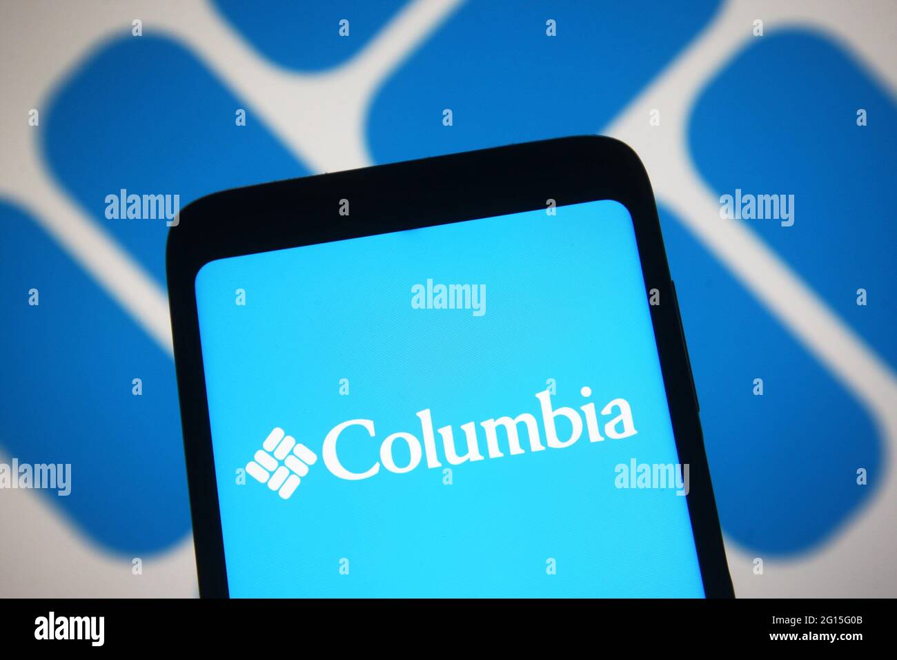 Ukraine. 04e juin 2021. Sur cette photo, le logo Columbia Sportswear apparaît sur l'écran d'un smartphone. (Photo de Pavlo Gonchar/SOPA Images/Sipa USA) crédit: SIPA USA/Alay Live News Banque D'Images