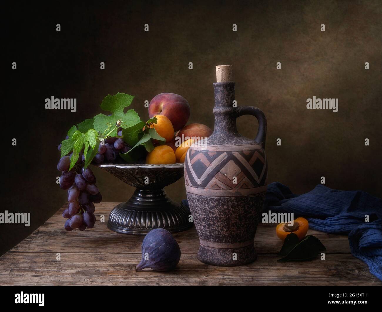 Encore vie avec des fruits dans le style baroque Banque D'Images