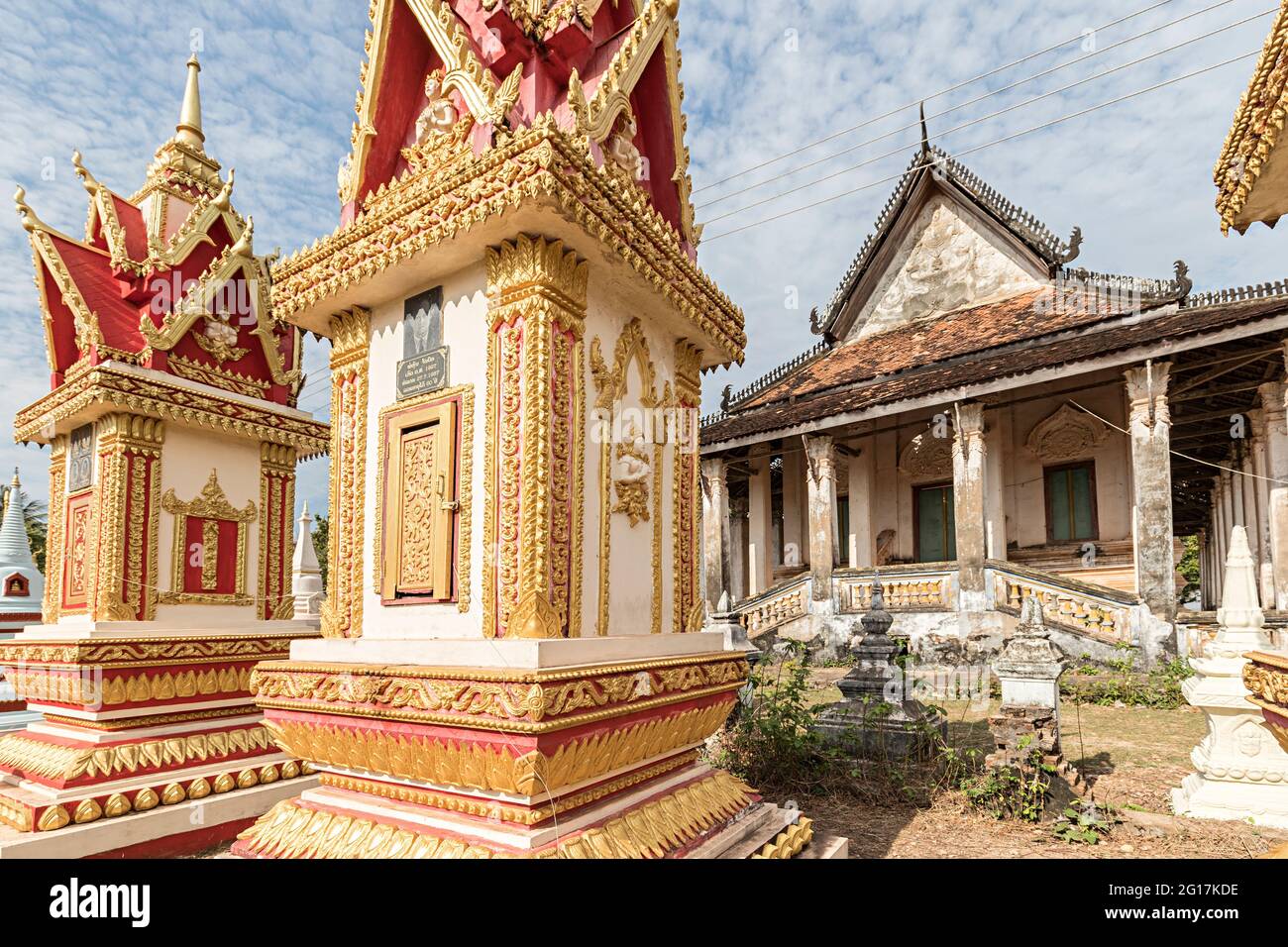 Mémoriaux au temple de Vat Muang Kang, Laos Banque D'Images