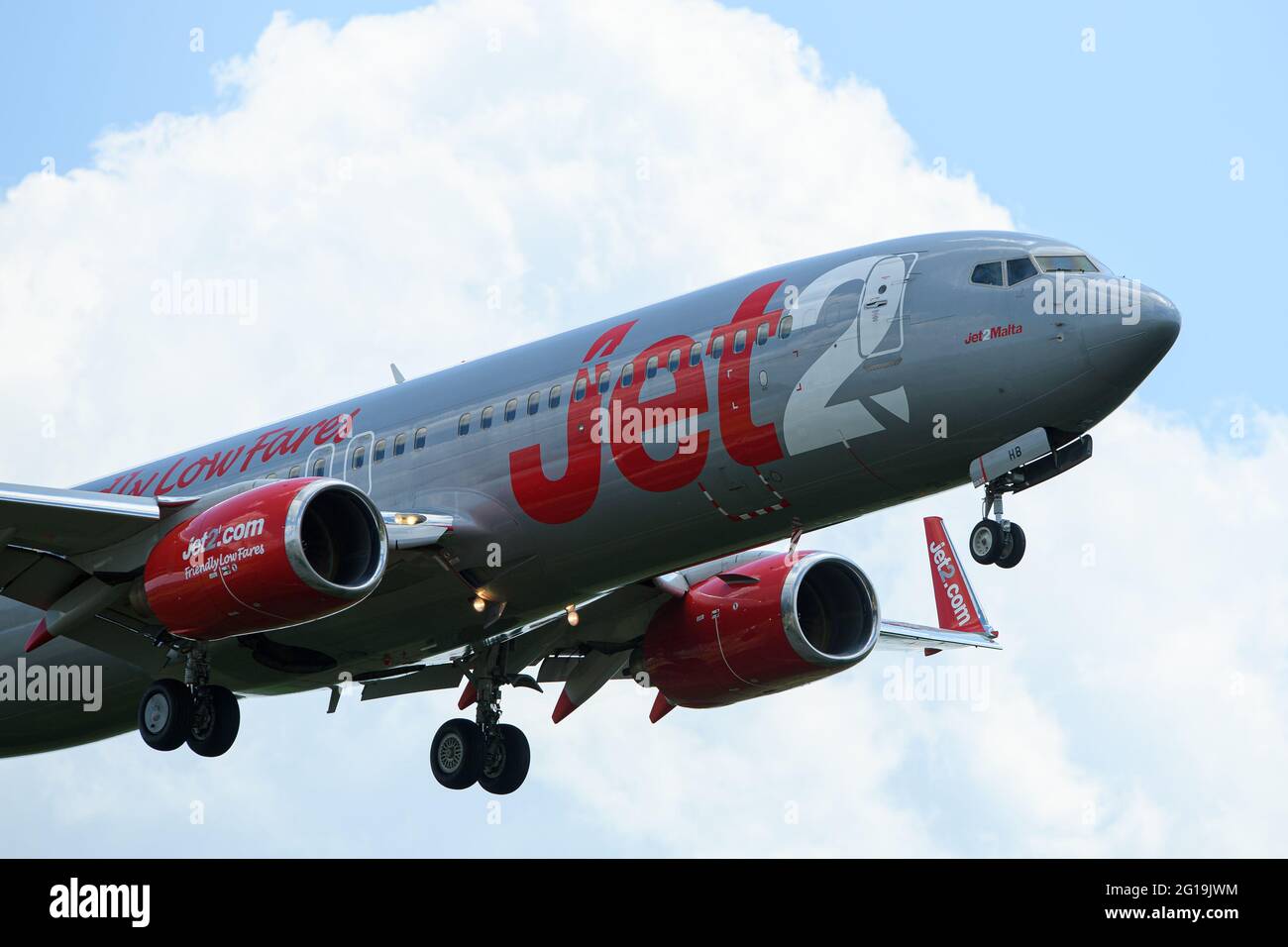 CHÂTEAU DE DONINININGTON, ROYAUME-UNI. LE 6 JUIN Jet2 vacances Boeing 737-8K5 G-JZHB sur l'approche finale à l'aéroport East Midlands. Samedi 5 juin 2021. (Crédit : Jon Hobley | MI News) Banque D'Images