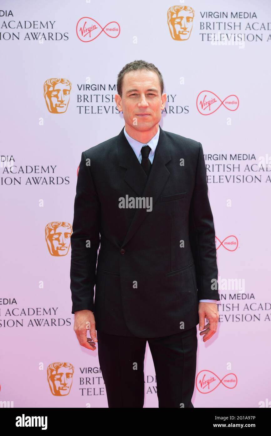 Tobias Menzies arrive pour les prix Virgin Media BAFTA TV au Centre de télévision de Wood Lane, Londres. Date de la photo: Dimanche 6 juin 2021. Banque D'Images