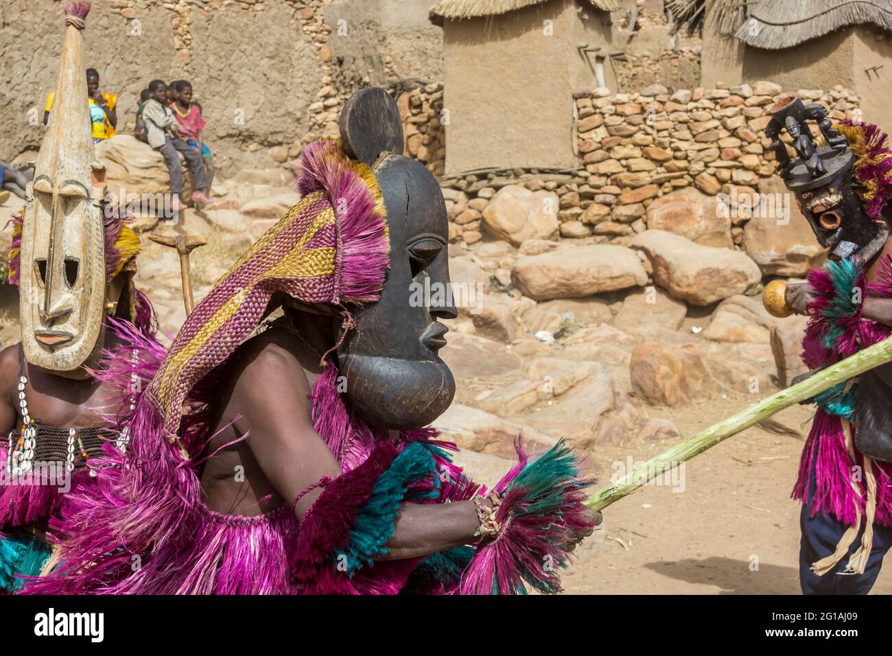 La mascarade funéraire danse des Dogon, Mali Banque D'Images