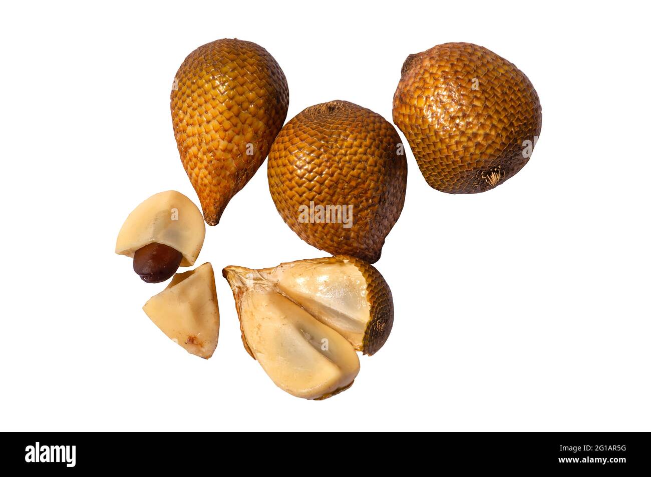 Vue de dessus de Salak gading (Salacca edulis ou Salacca zalacca) connu sous le nom de fruit de serpent ou de fruit de peau de serpent, une espèce de palmier originaire de l'île de Java dans Banque D'Images
