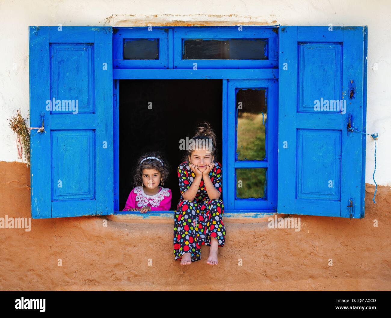 Des filles rurales heureuses dans le village de Mazical, province de Mazandaran en Iran. Banque D'Images