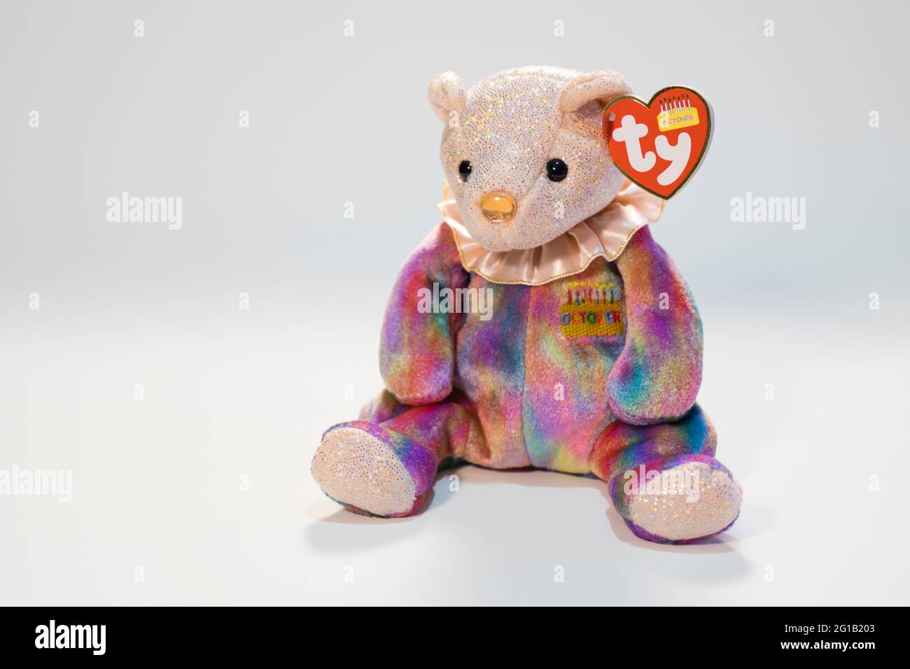 Photo de Beanie Babie nommée Opal. De la collection d'anniversaire Beanie Babie octobre. Banque D'Images