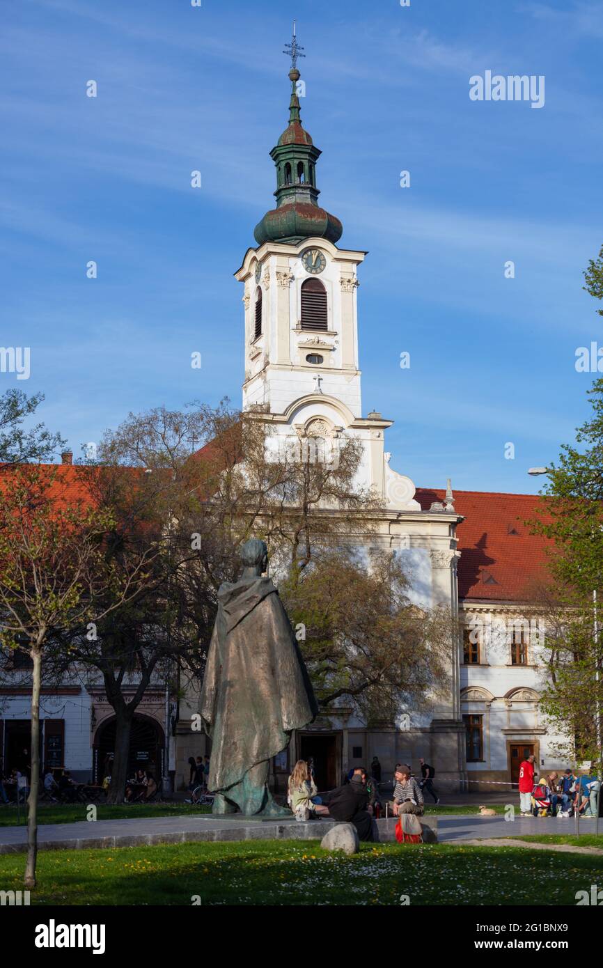 Bratislava, Slovaquie. 2021-04-30. Église de la Visitation de la Sainte Vierge Marie sur la place SNP (námestie SNP) à Bratislava. Banque D'Images