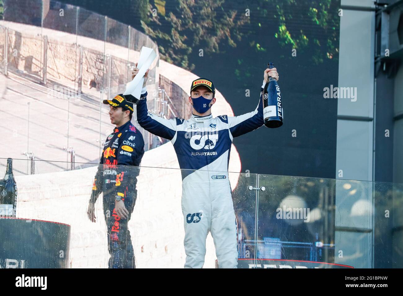 Podium GASLY Pierre (FRA), Scuderia AlphaTauri Honda AT02, portrait du Grand Prix d'Azerbaïdjan de Formule 1 2021 du 04 au 06 juin 2021 sur le circuit de la ville de Bakou, à Bakou, Azerbaïdjan - photo Antonin Vincent / DPPI / LiveMedia Banque D'Images