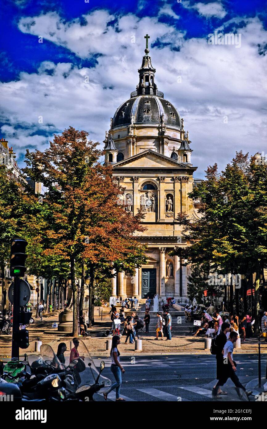 FRANCE. PARIS (75) EGLISE DE LA SORBONNE UNIVERSITÉ DANS LE QUARTIER LATIN, BOULEVARD SAINT MICHEL Banque D'Images