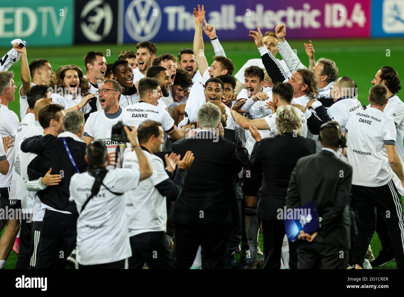 LJUBLJANA, SLOVÉNIE - JUIN 06 : les joueurs d'Allemagne célèbrent la victoire suivante lors du match final de l'UEFA European Under-21 Championship 2021 entre l'Allemagne et le Portugal au Stadion Stozice le 06 juin 2021 à Ljubljana, Slovénie. (Photo de Grega Valancic/MB Media) Banque D'Images