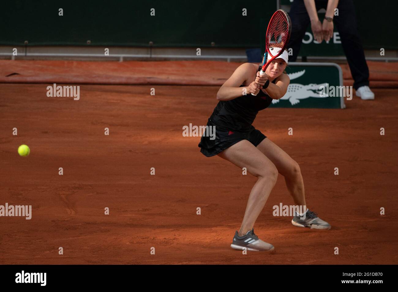 Paris, France. 06e juin 2021. Elena Rybakina lors de l'Open de France 2021 à Roland Garros le 6 juin 2021 à Paris, France. Photo de Laurent Zabulon/ABACAPRESS.COM crédit: Abaca Press/Alamy Live News Banque D'Images