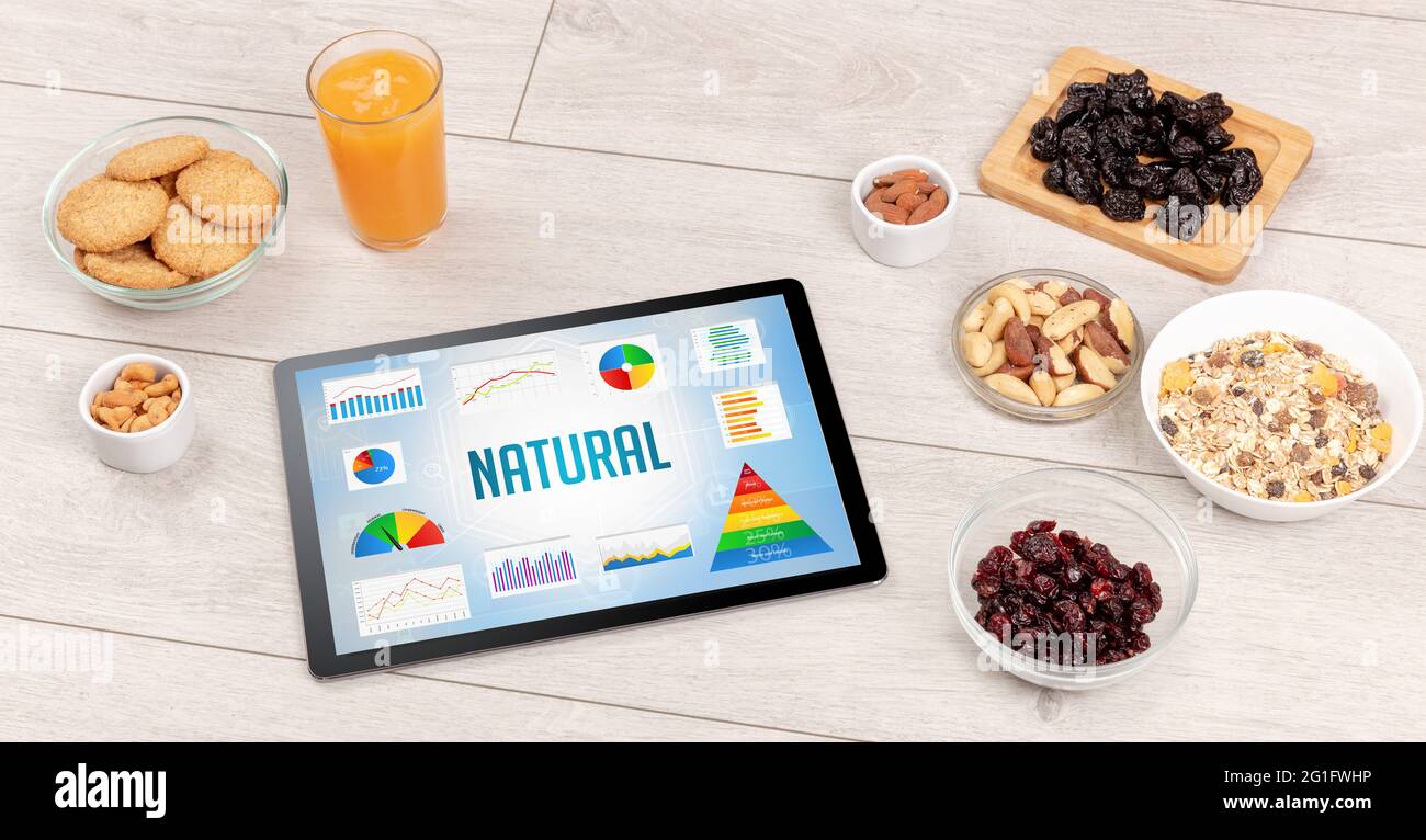 Aliments biologiques et PC tablette Banque D'Images
