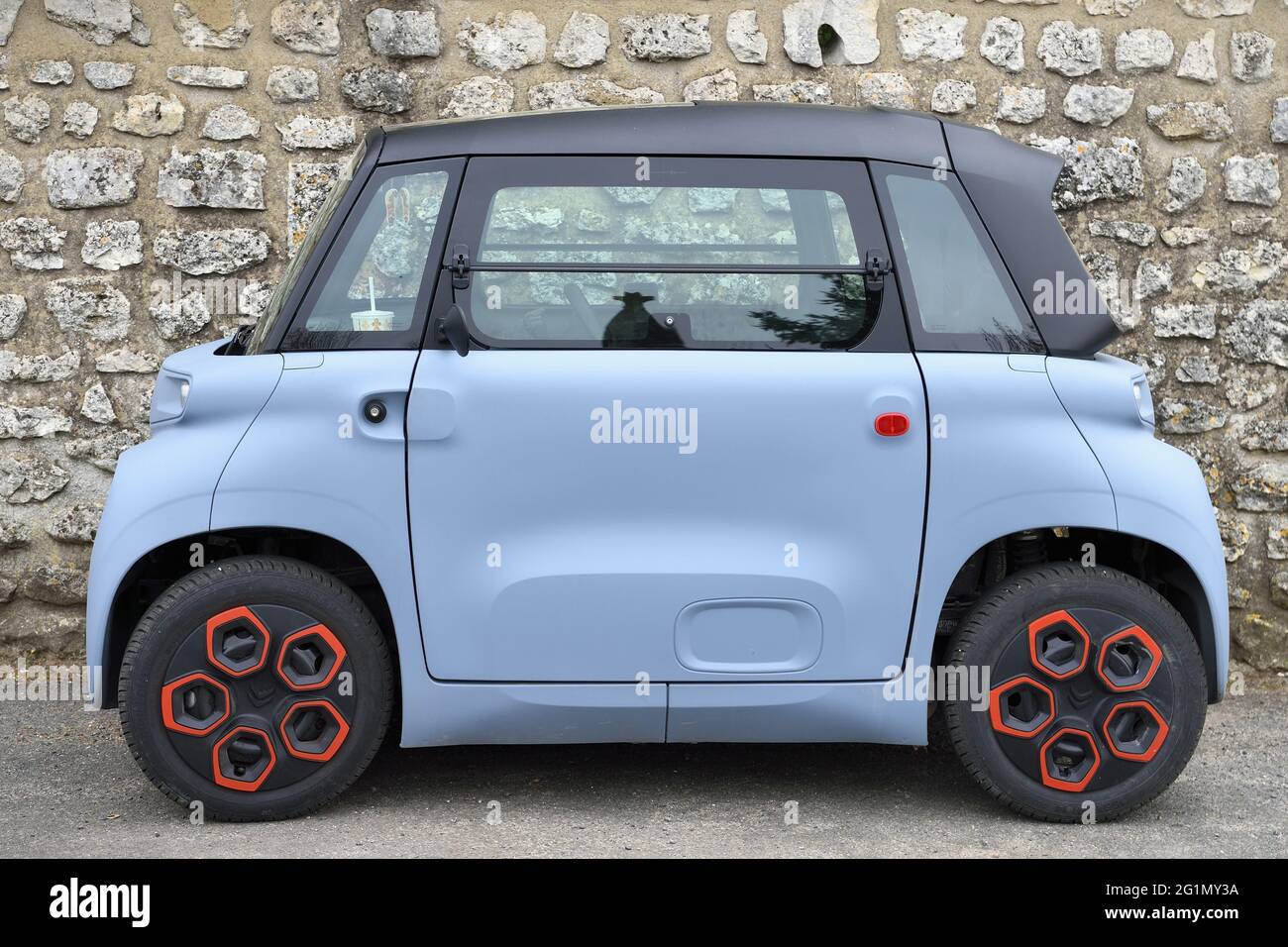 France, Charente, Pranzac, citron ami la voiture électrique sans licence Banque D'Images