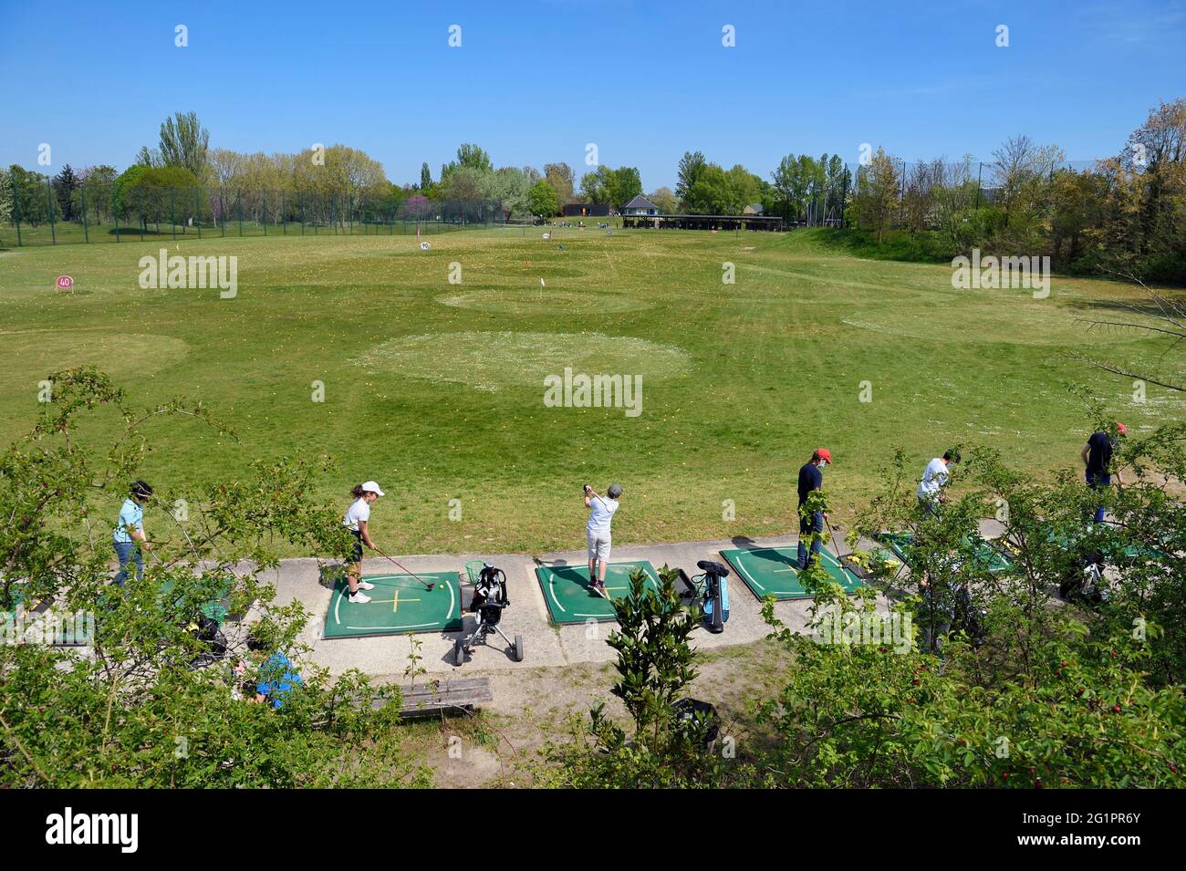France, Val de Marne, Champigny sur Marne, pratique de golf du parc du Tremblay Banque D'Images