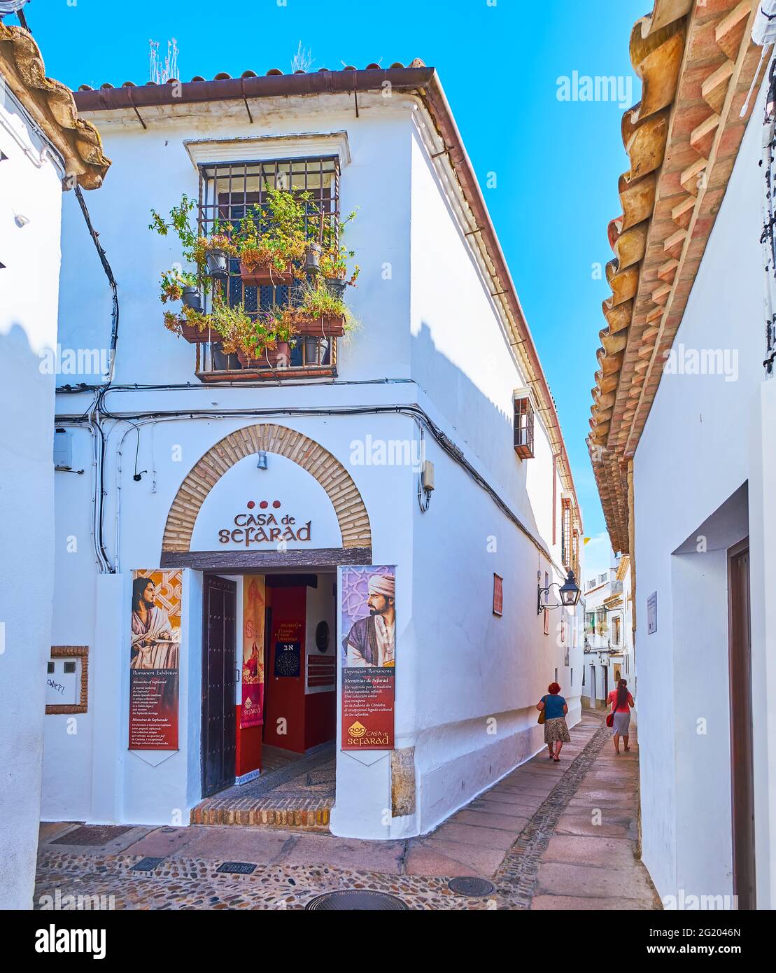 CORDOUE, ESPAGNE - 30 SEPTEMBRE 2019 : la façade de la maison historique de Casa de Sefarad, située à Juderia (quartier juif), le 30 septembre à Cordob Banque D'Images