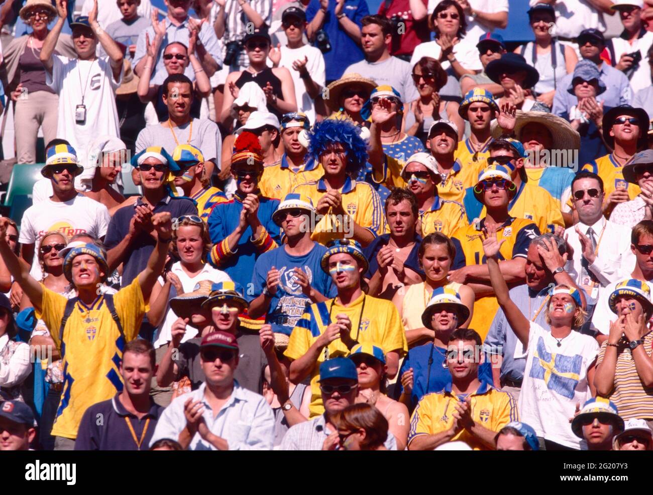 Supporters de l'équipe suédoise de tennis, années 1990 Banque D'Images