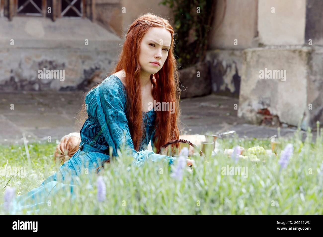 ÉTATS-UNIS. Daisy Ridley dans le ©IFC films nouveau film: Ophelia (2019) PLOT: Une nouvelle image de Hamlet, racontée du point de vue d'Ophelia. REF:LMK106-45640-231013 fourni par LMKMEDIA. Éditorial uniquement. Landmark Media n'est pas le propriétaire des droits d'auteur de ces images de films ou de télévision, mais fournit un service uniquement pour les médias reconnus. pictures@lmkmedia.com Banque D'Images