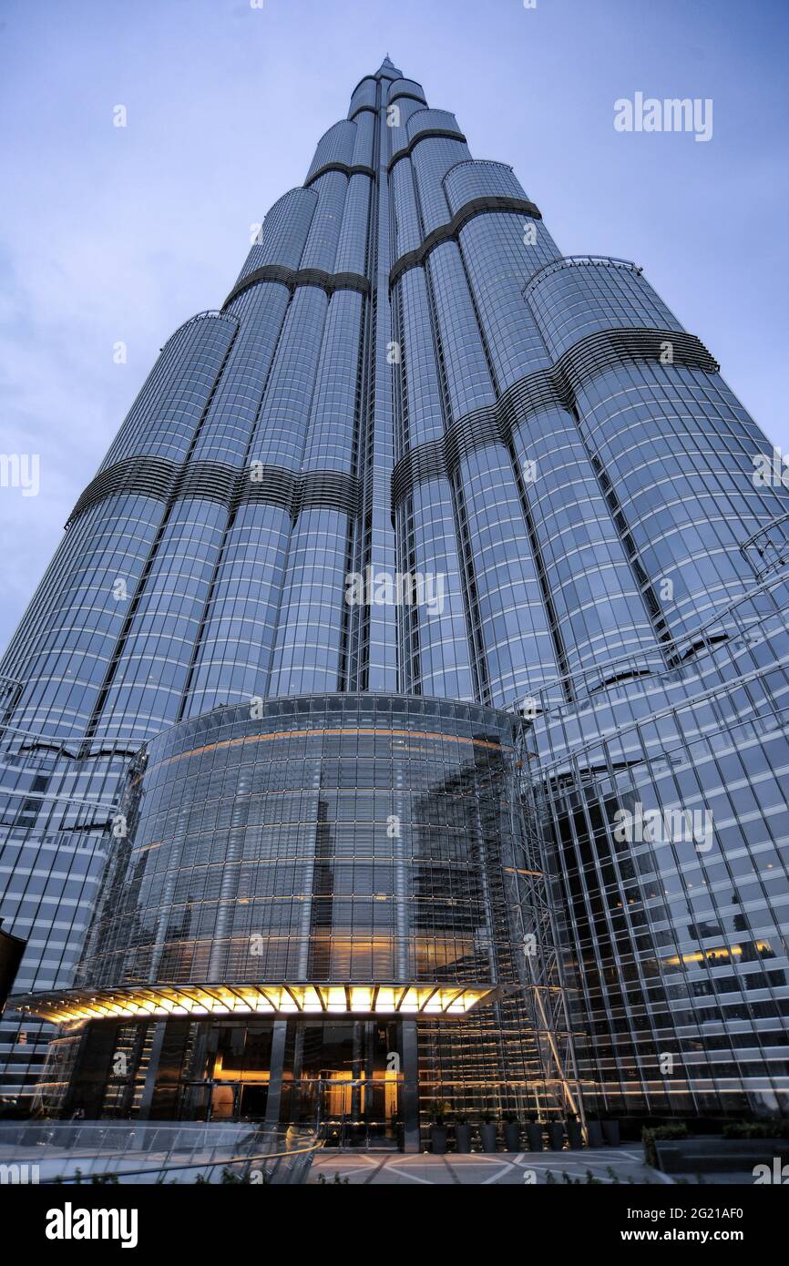 Photographie architecturale de la tour Burj Khalifa de Dubaï Banque D'Images