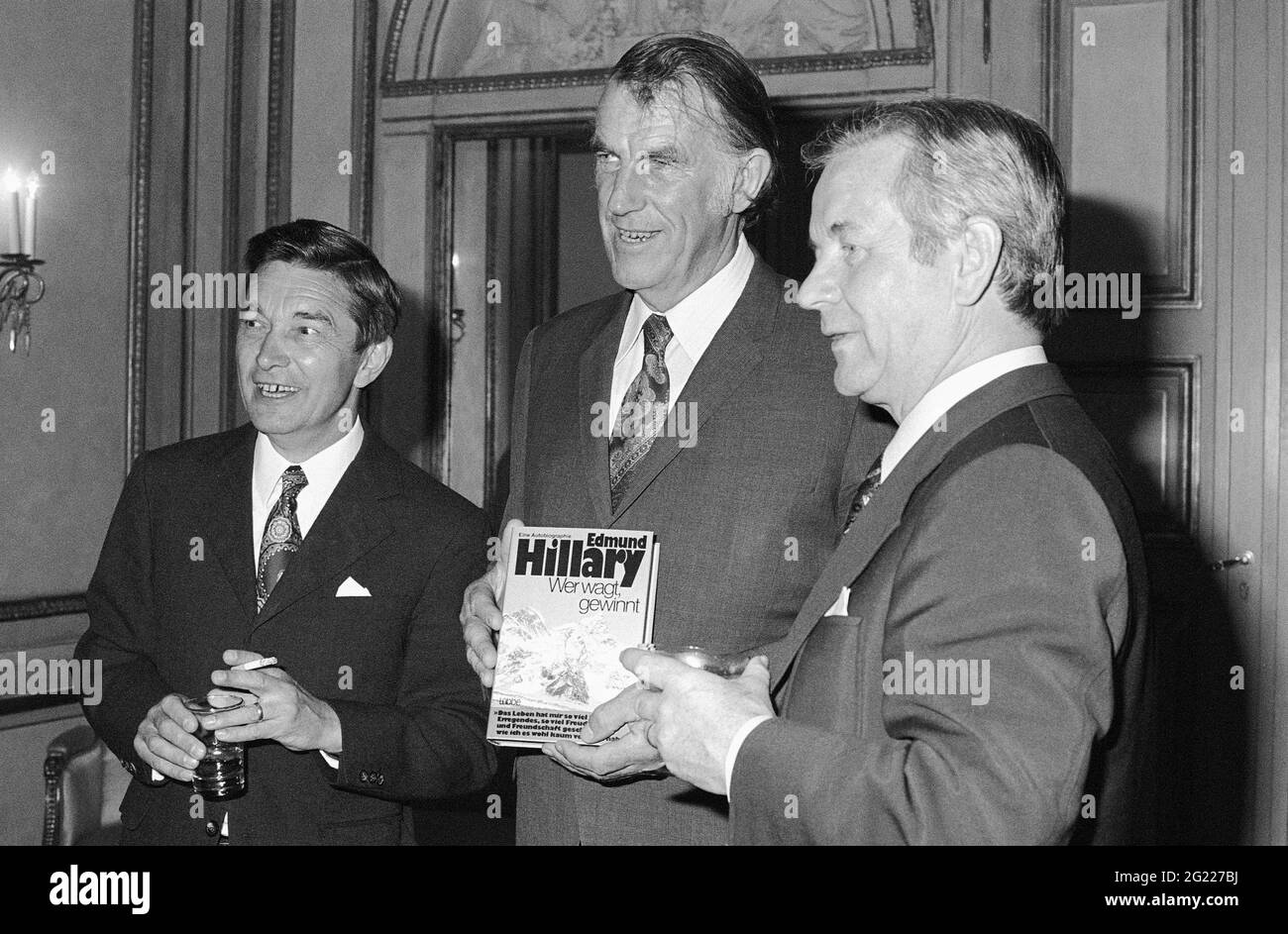 Hillary, Edmund, Sir, 20.7.1919 - 11.1.2008, New Zealand mountainer and explorer, demi-longueur, DROITS-SUPPLÉMENTAIRES-AUTORISATION-INFO-NON-DISPONIBLE Banque D'Images